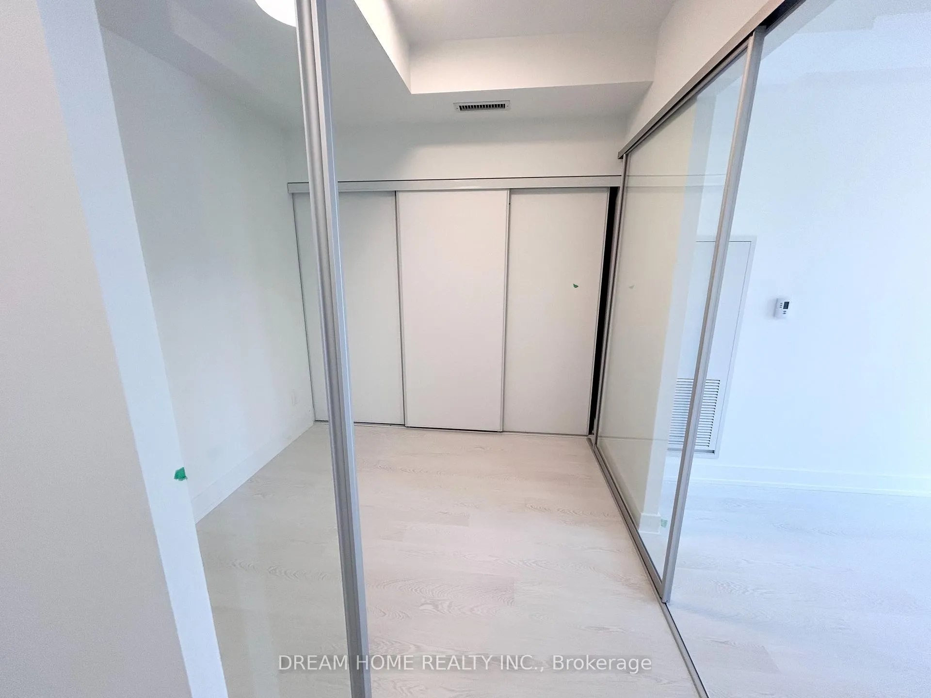 Photo 12 of Unit 917, 308 Jarvis Street, Toronto, Church-Yonge Corridor — HOMEH
