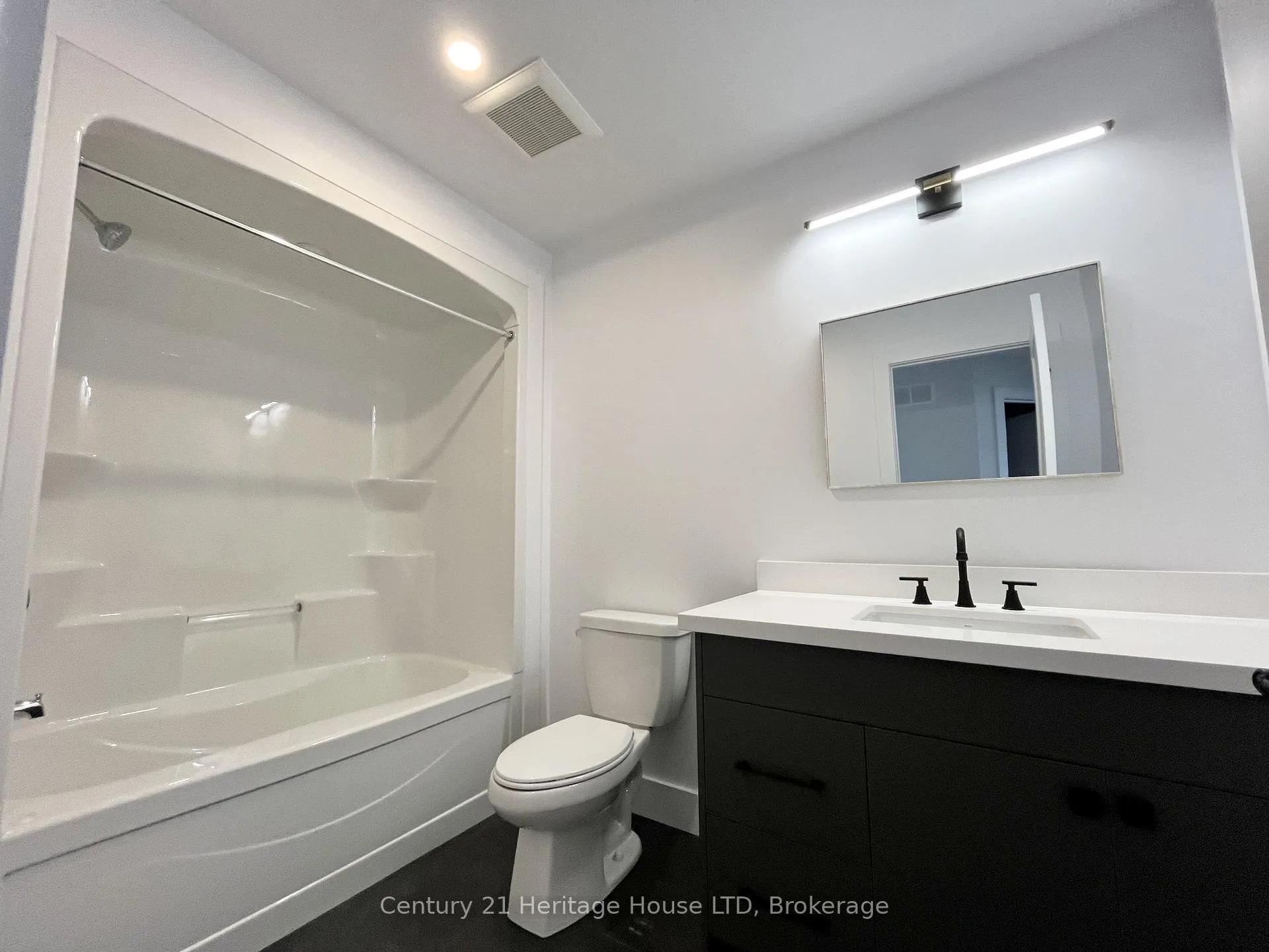 Photo 17 of 24B Valley Road, St. Catharines, Rykert/Vansickle — HOMEH