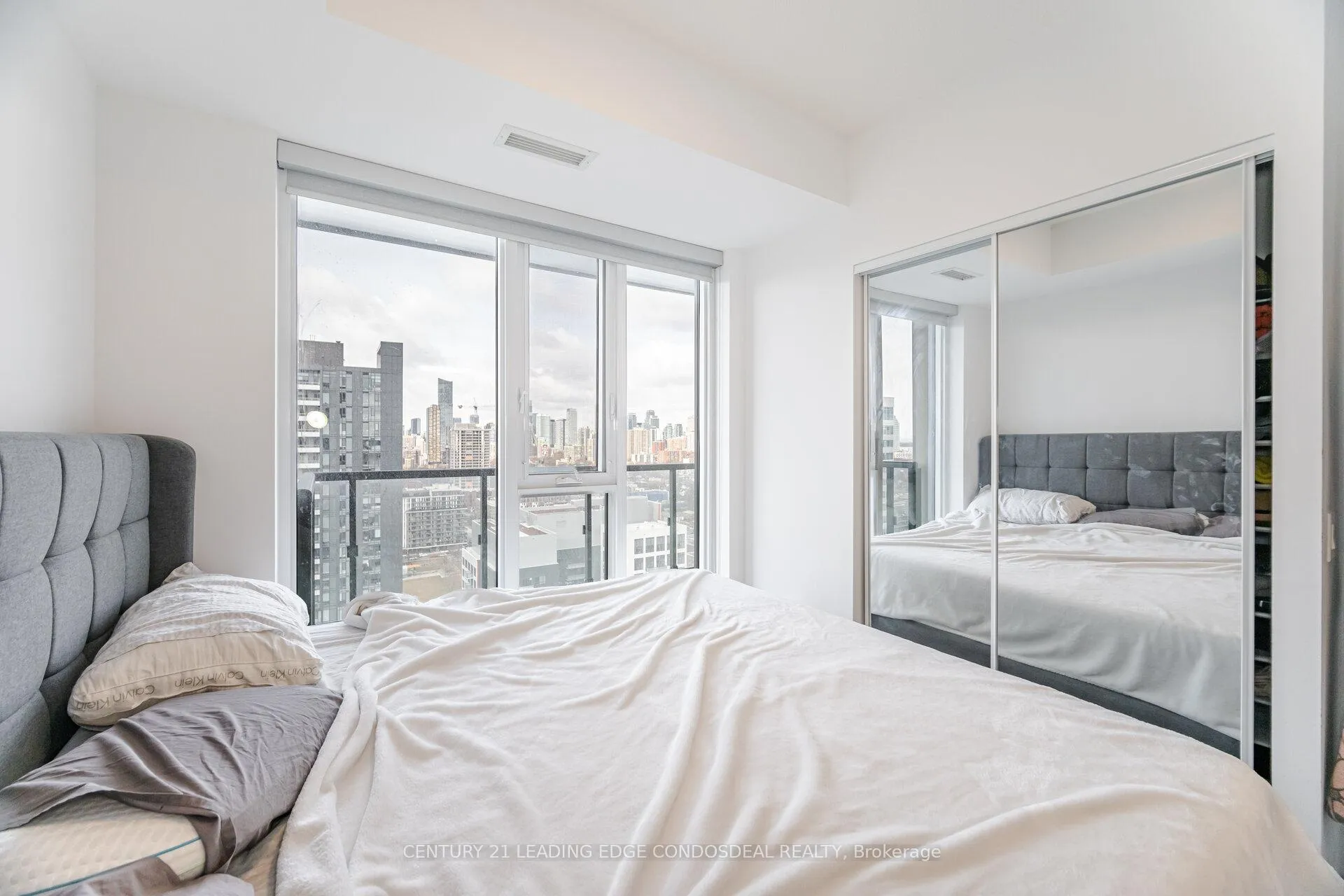 Photo 16 of Unit 2508, 130 River Street, Toronto, Regent Park — HOMEH