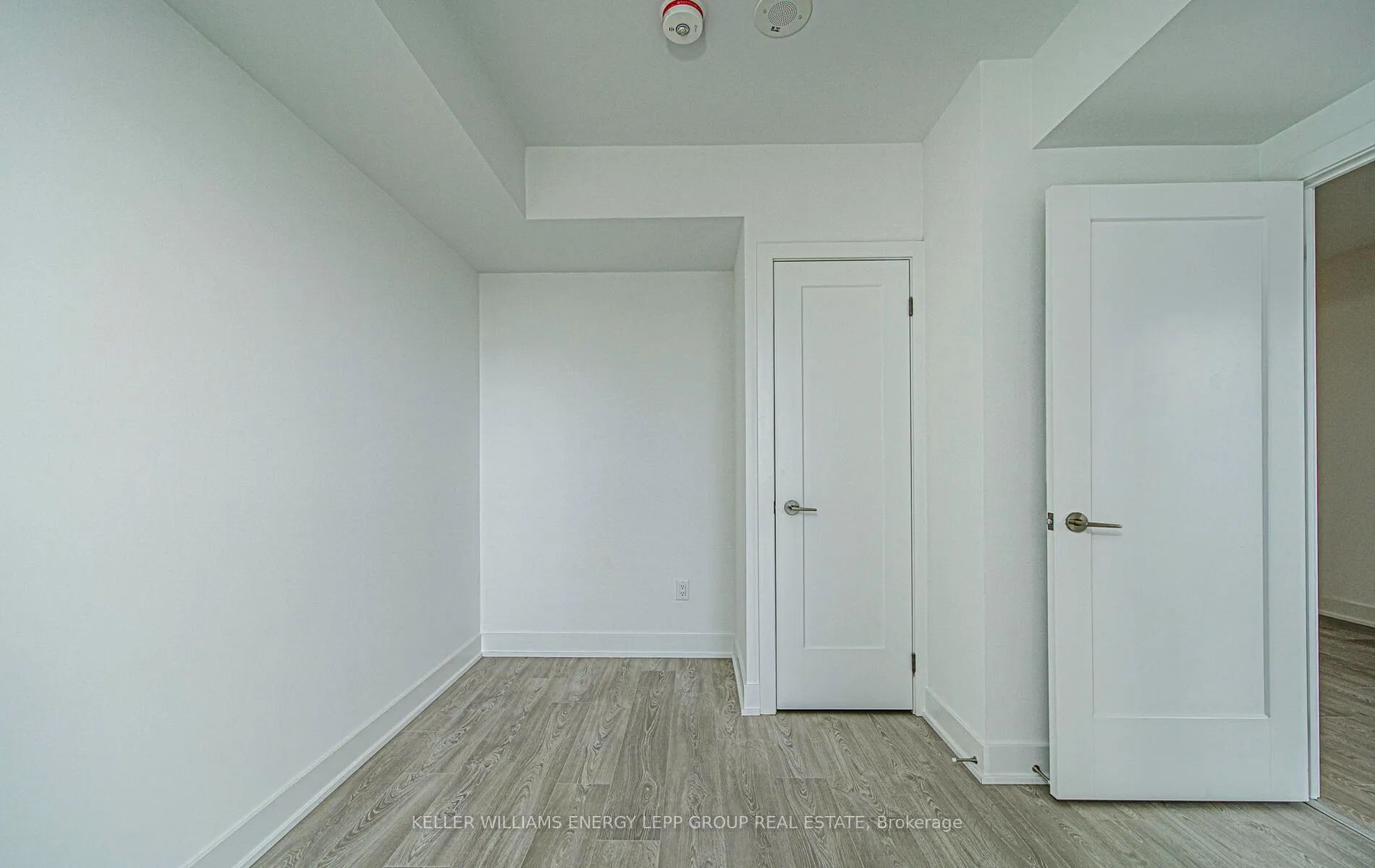 Photo 13 of Unit 615, 2545 Simcoe Street N, Oshawa, Windfields — HOMEH