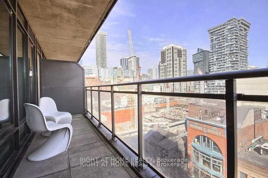 Photo 10 of Unit 805, 127 Queen Street E, Toronto, Church-Yonge Corridor — HOMEH