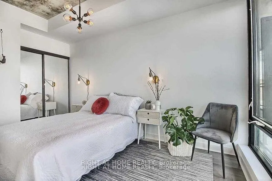 Photo 13 of Unit 805, 127 Queen Street E, Toronto, Church-Yonge Corridor — HOMEH