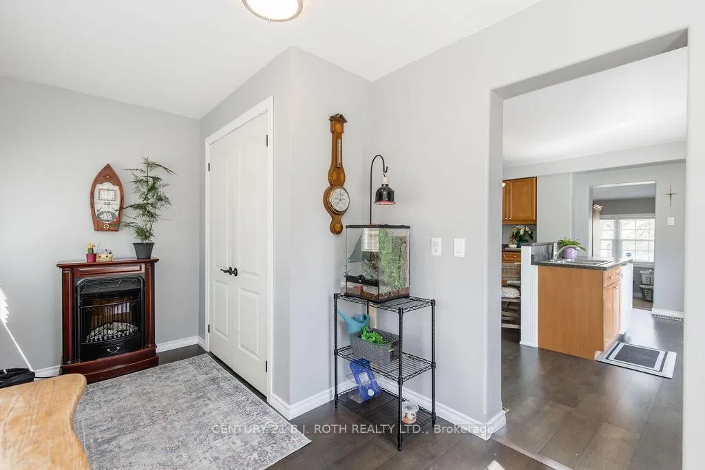 Photo 7 of 490 Park Street, Tay, Victoria Harbour — HOMEH