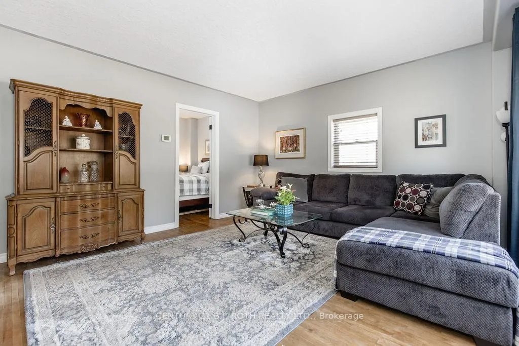 Photo 19 of 490 Park Street, Tay, Victoria Harbour — HOMEH