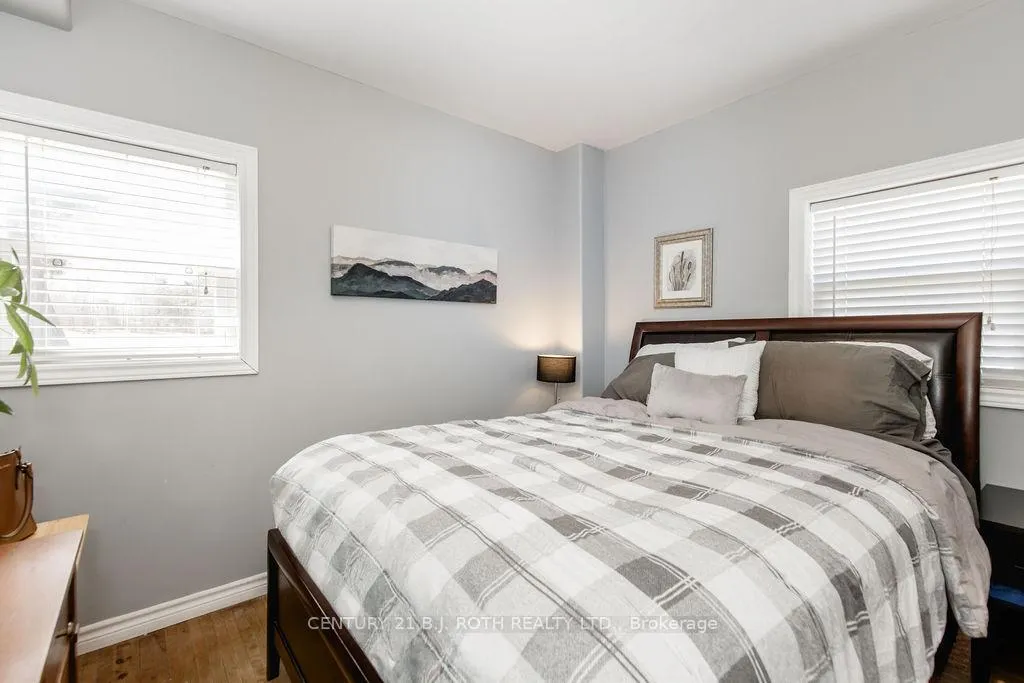 Photo 23 of 490 Park Street, Tay, Victoria Harbour — HOMEH