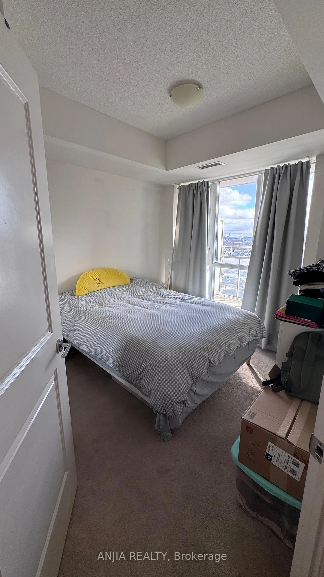 Photo 14 of Unit 608, 21 Upper Duke Crescent, Markham, Unionville — HOMEH