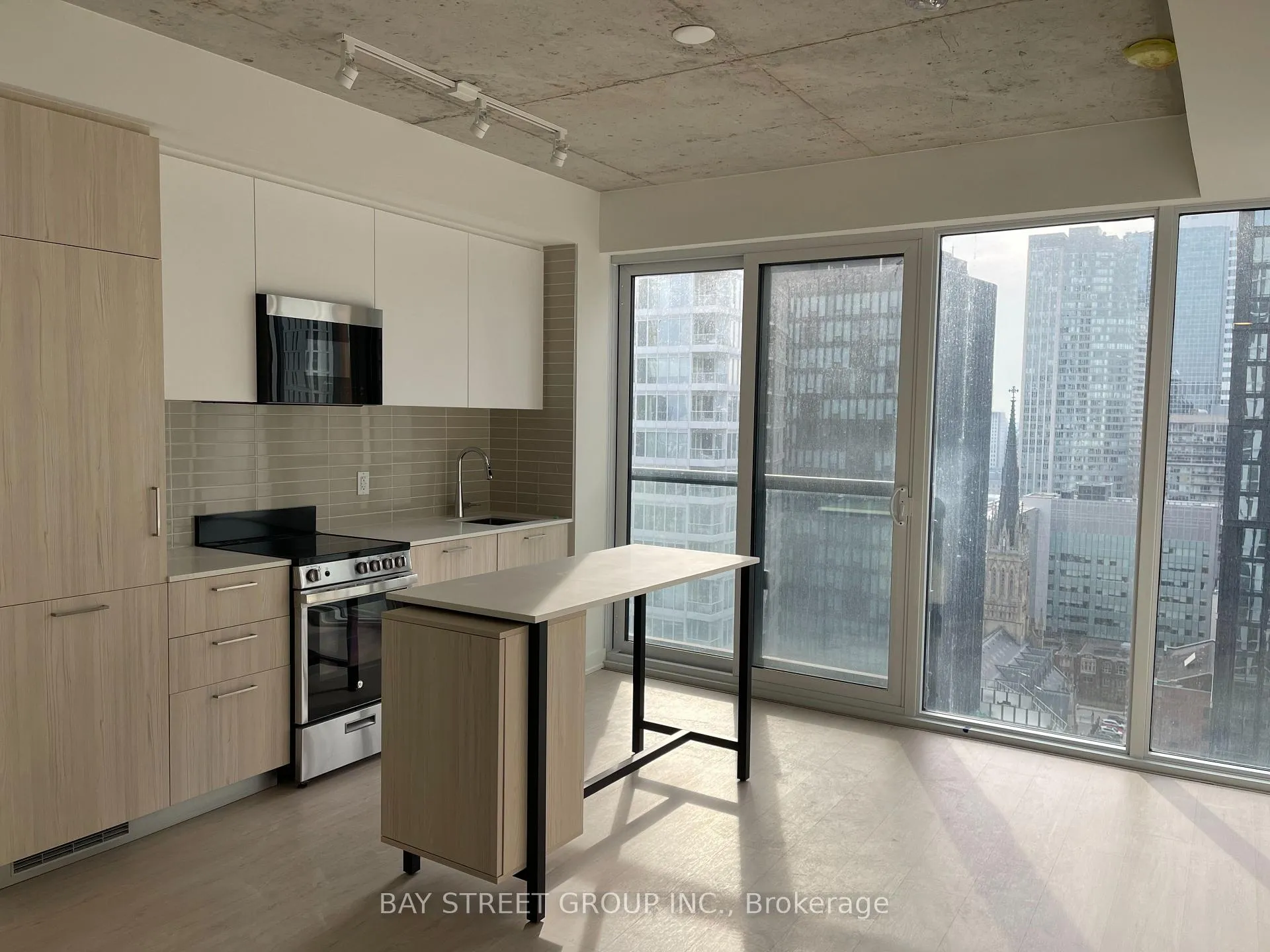 Photo 2 of Unit 2305, 65 Mutual Street, Toronto, Church-Yonge Corridor — HOMEH