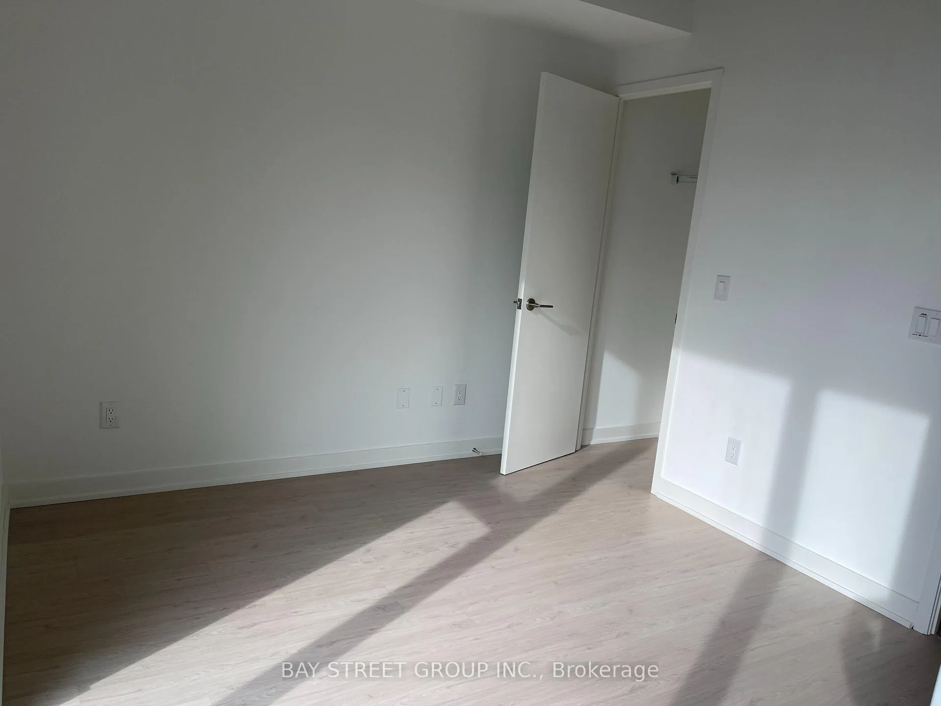 Photo 5 of Unit 2305, 65 Mutual Street, Toronto, Church-Yonge Corridor — HOMEH