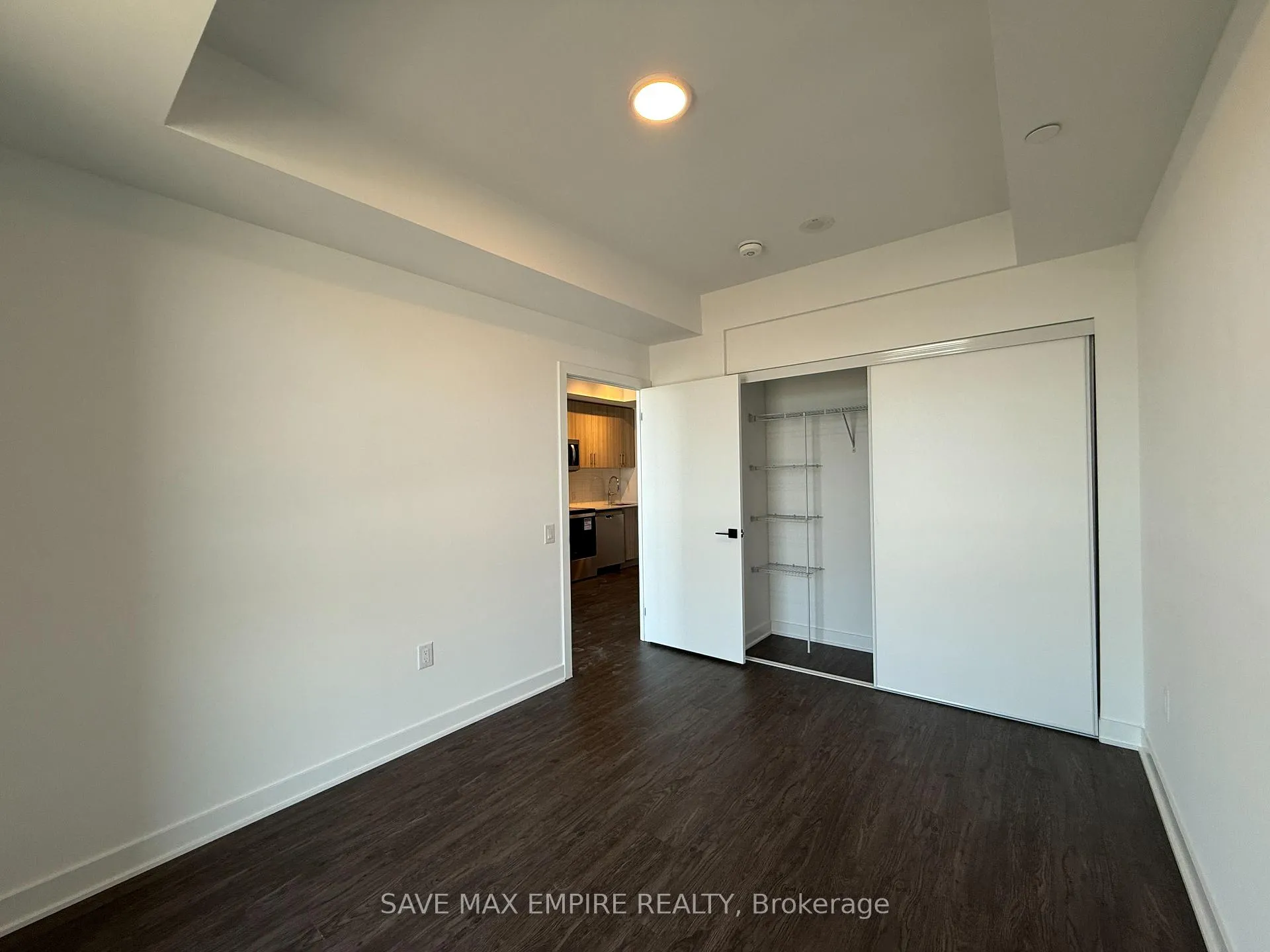 Photo 11 of Unit 709, 2782 Barton Street E, Hamilton, Riverdale — HOMEH