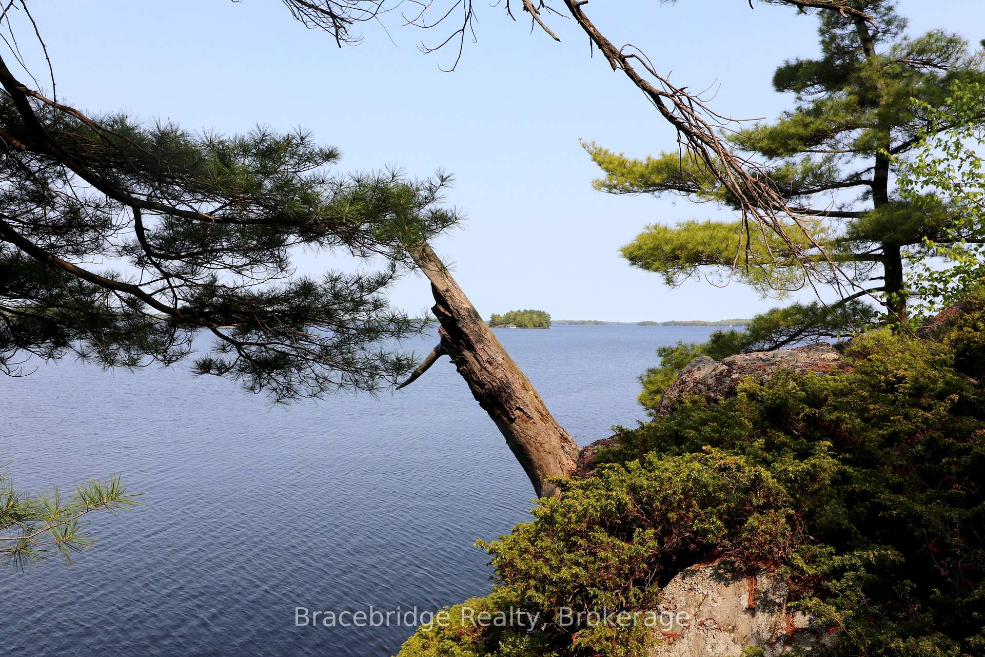 Photo 13 of 1032 Evergreen Crescent, Gravenhurst, Muskoka (S) — HOMEH