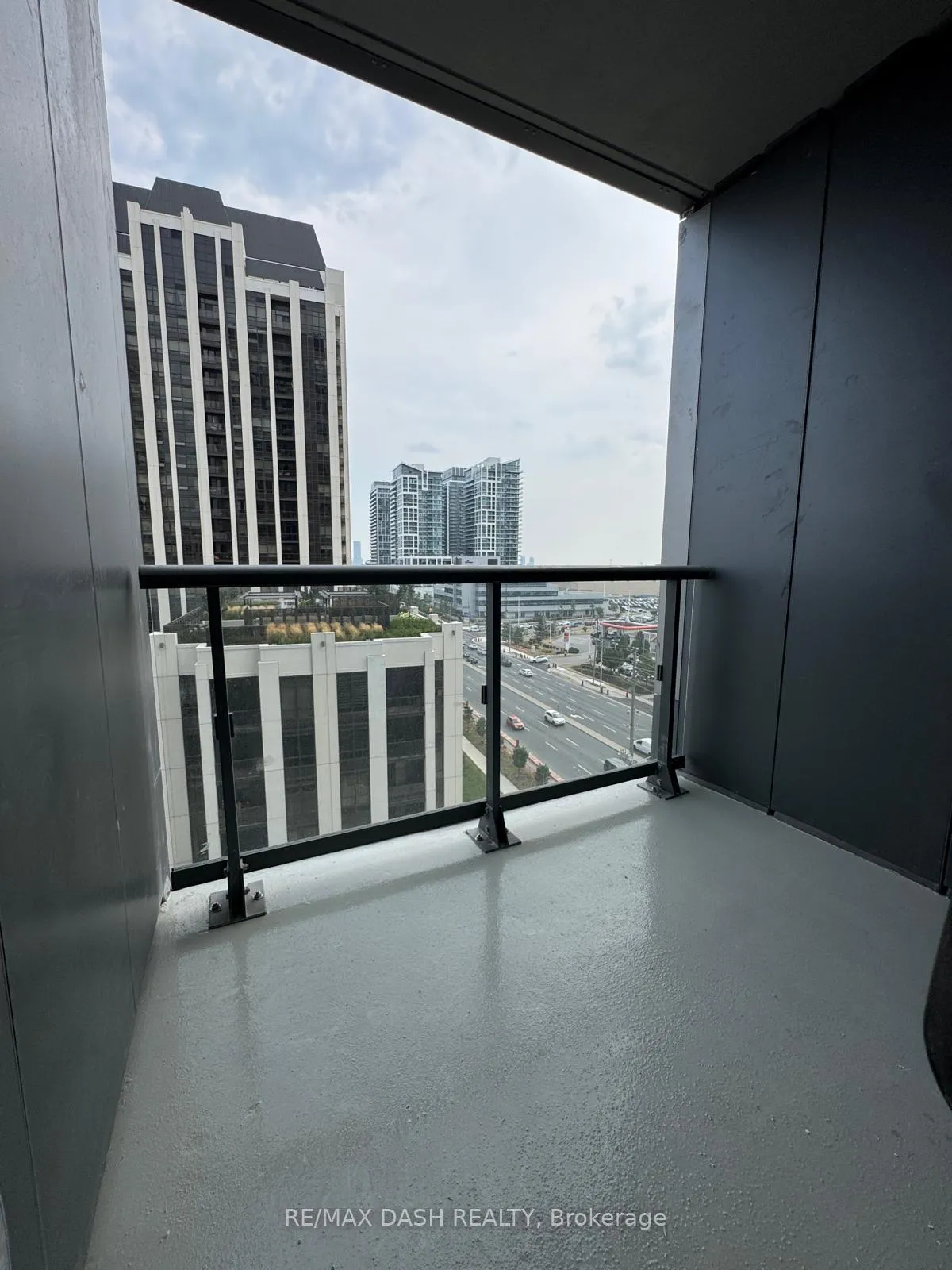 Photo 13 of Unit 819, 10 Abeja Street, Vaughan, Concord — HOMEH