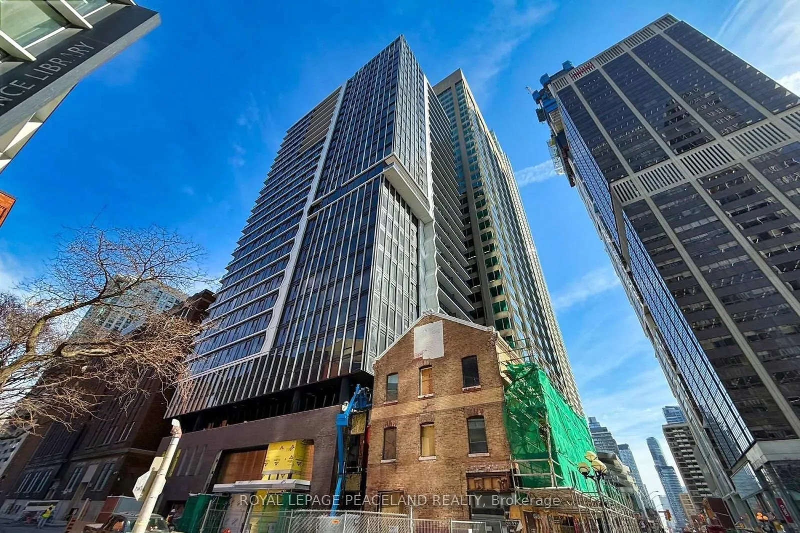 Front of Unit 609, 771 Yonge Street