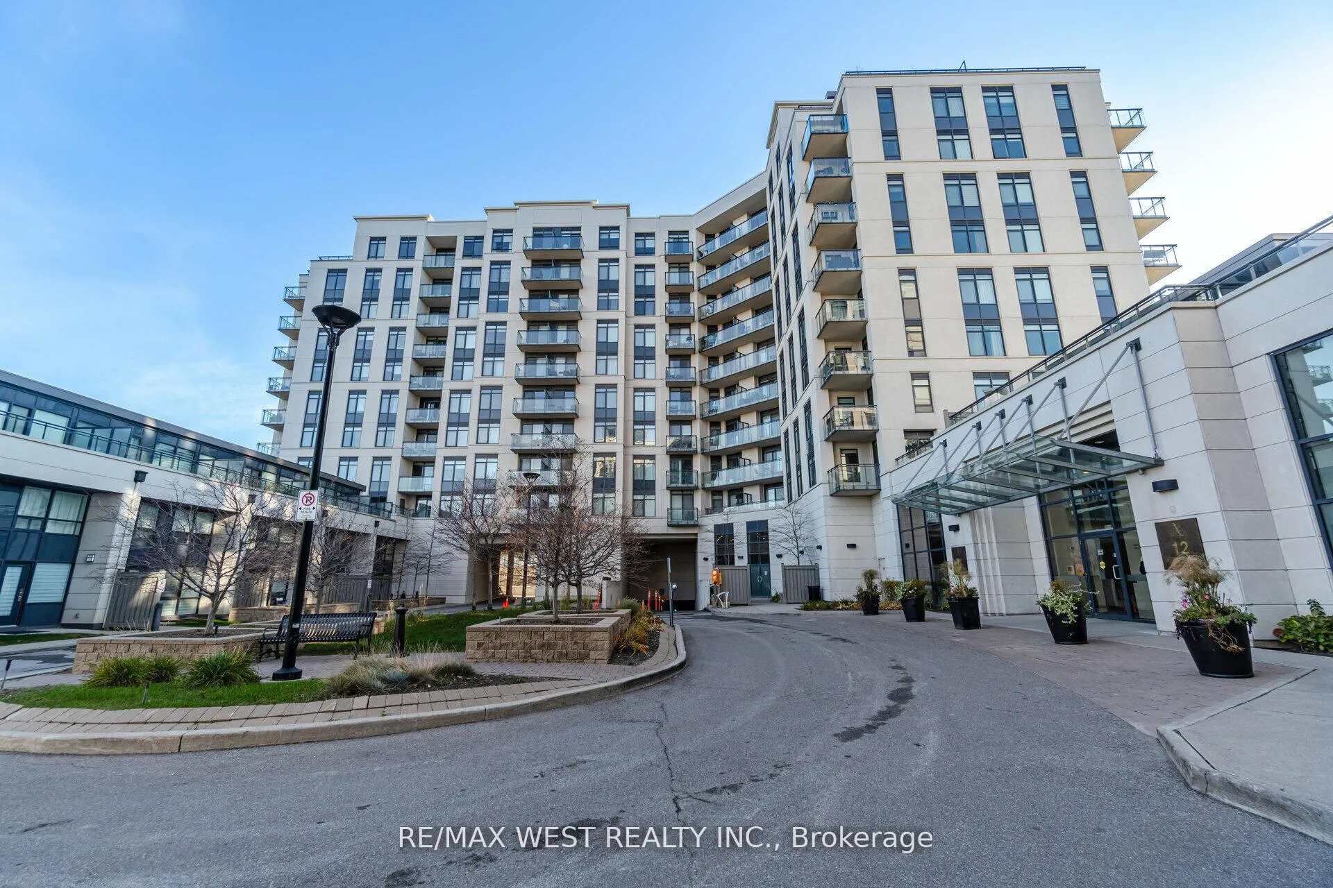 Photo 1 of Unit 613, 24 Woodstream Boulevard, Vaughan, Vaughan Grove — HOMEH