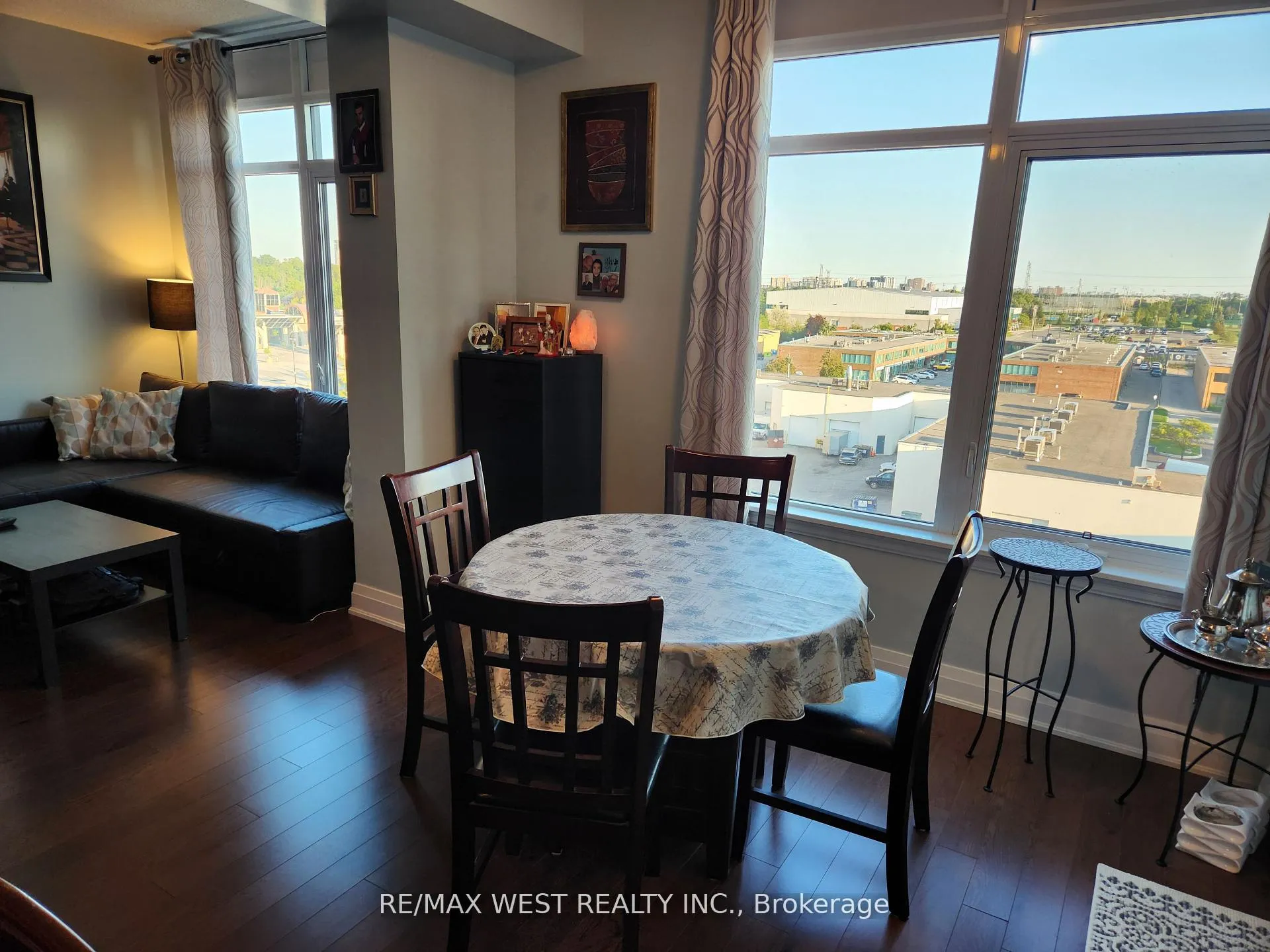 Photo 6 of Unit 613, 24 Woodstream Boulevard, Vaughan, Vaughan Grove — HOMEH
