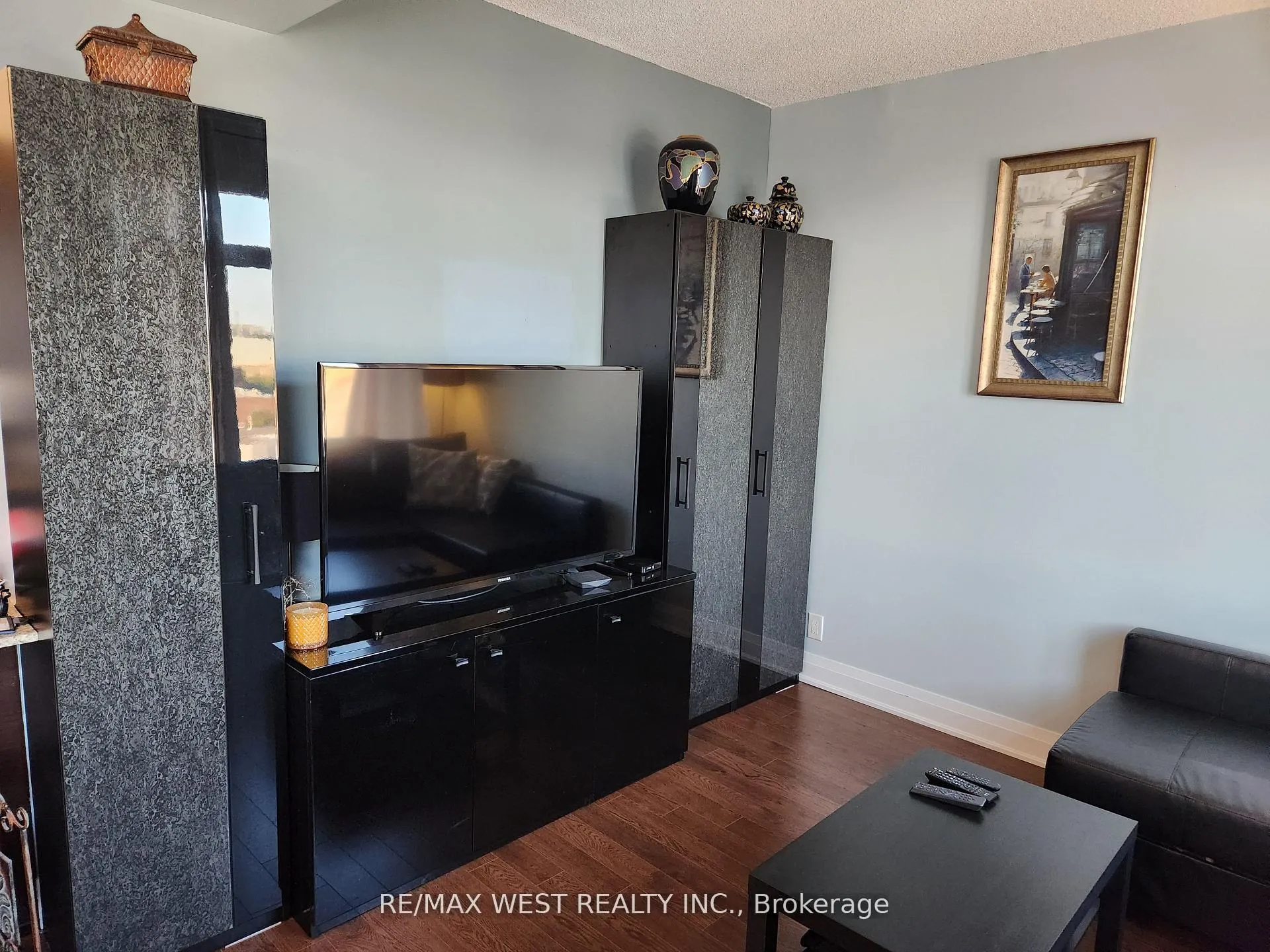 Photo 10 of Unit 613, 24 Woodstream Boulevard, Vaughan, Vaughan Grove — HOMEH