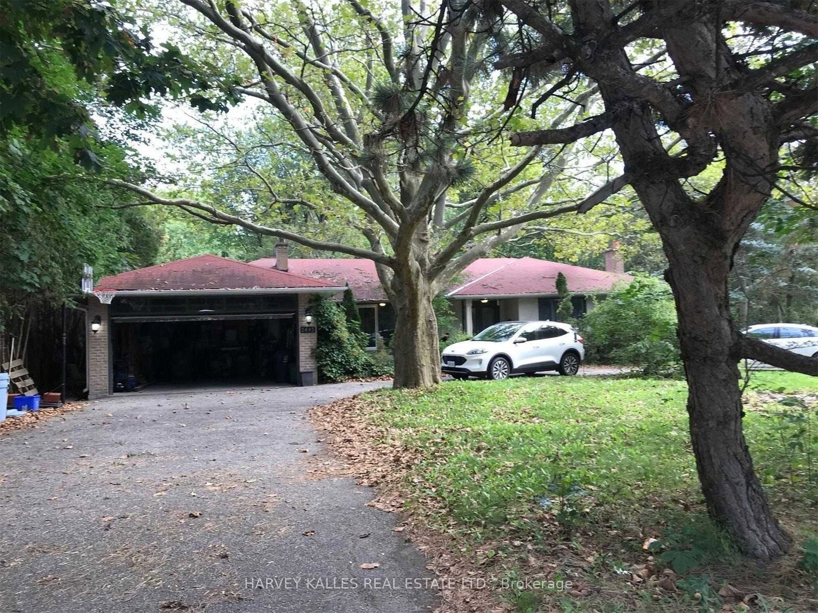 Photo 1 of 2445 Bayview Ave, North York, Bridle Path-Sunnybrook-York Mills — HOMEH
