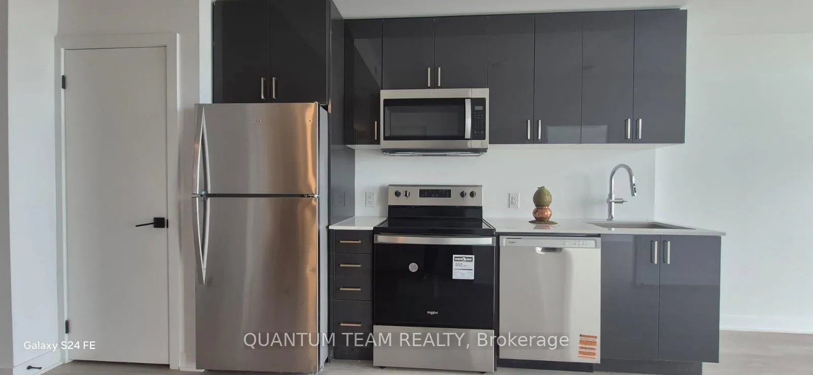 Photo 6 of Unit 1413, 2782 Barton Street E, Hamilton, Riverdale — HOMEH