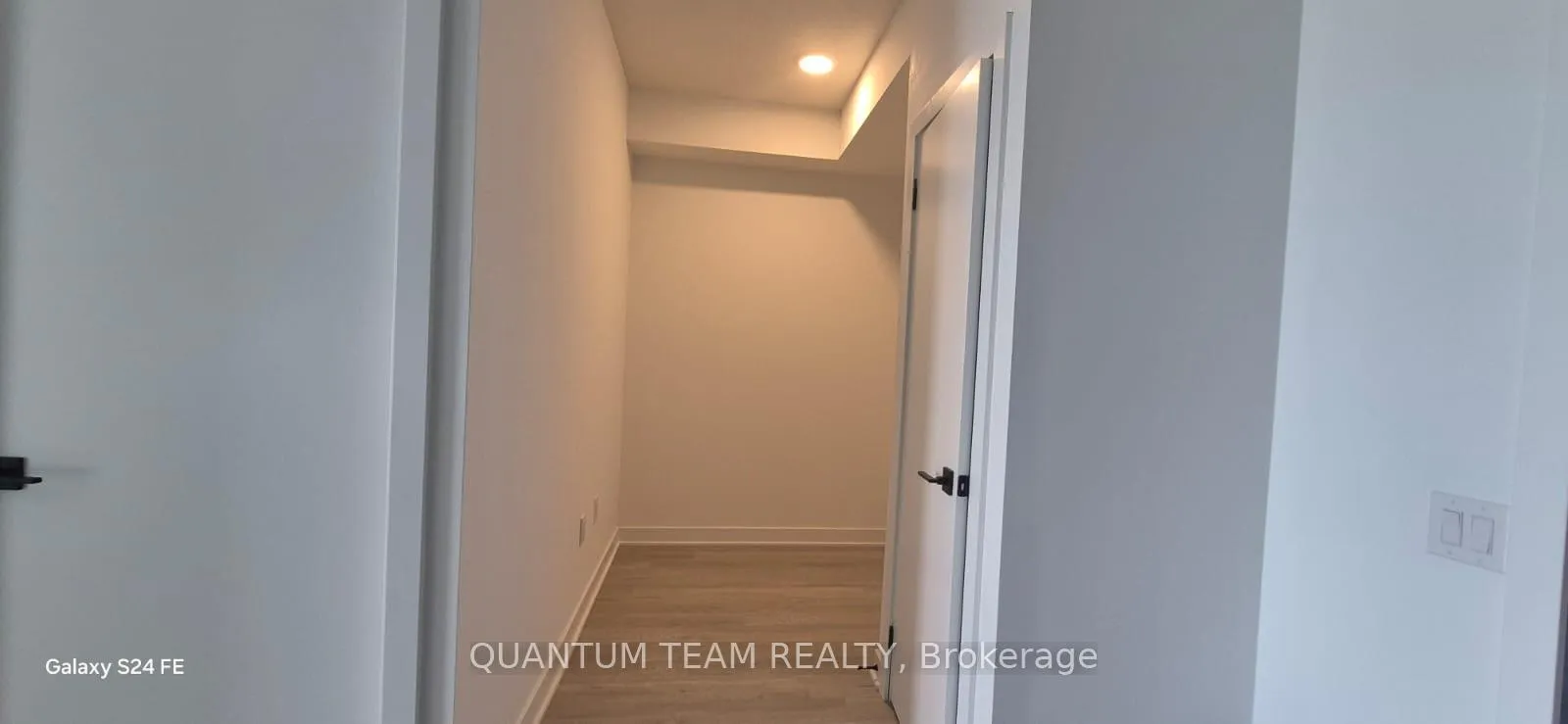 Photo 13 of Unit 1413, 2782 Barton Street E, Hamilton, Riverdale — HOMEH