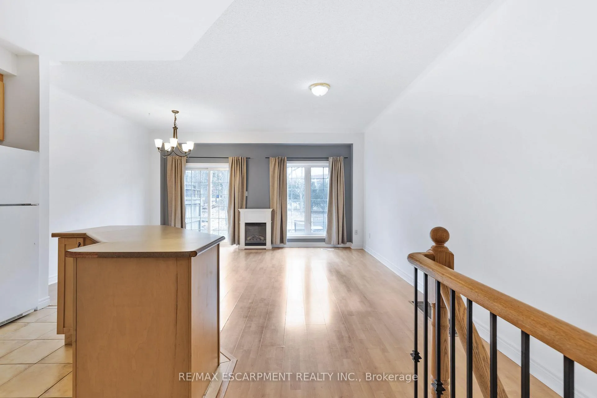 Photo 7 of Unit 110, 100 Beddoe Drive, Hamilton, Kirkendall — HOMEH