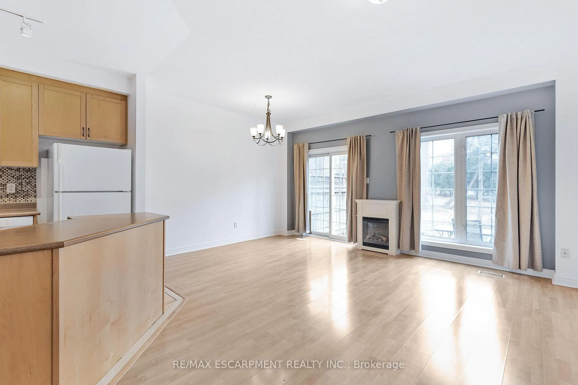 Photo 8 of Unit 110, 100 Beddoe Drive, Hamilton, Kirkendall — HOMEH
