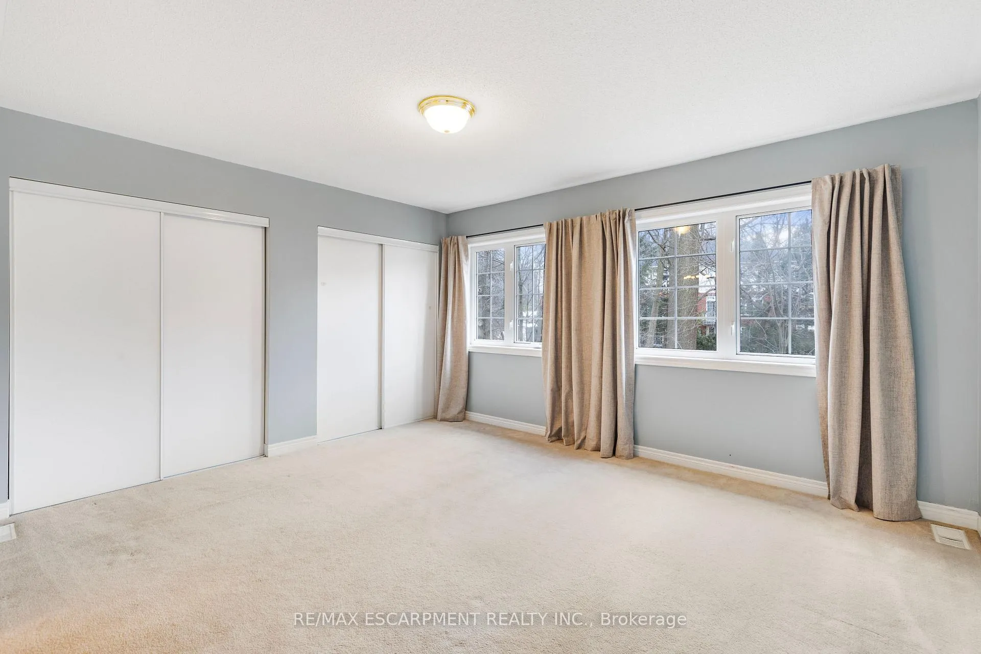 Photo 15 of Unit 110, 100 Beddoe Drive, Hamilton, Kirkendall — HOMEH