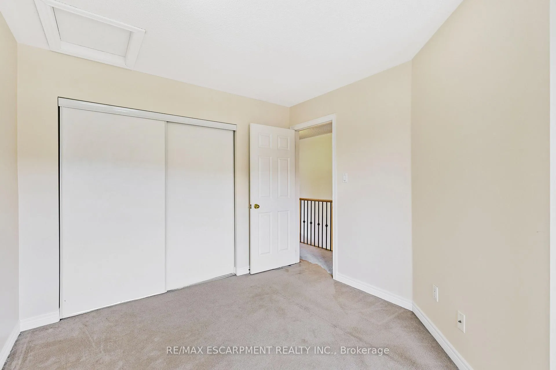 Photo 21 of Unit 110, 100 Beddoe Drive, Hamilton, Kirkendall — HOMEH