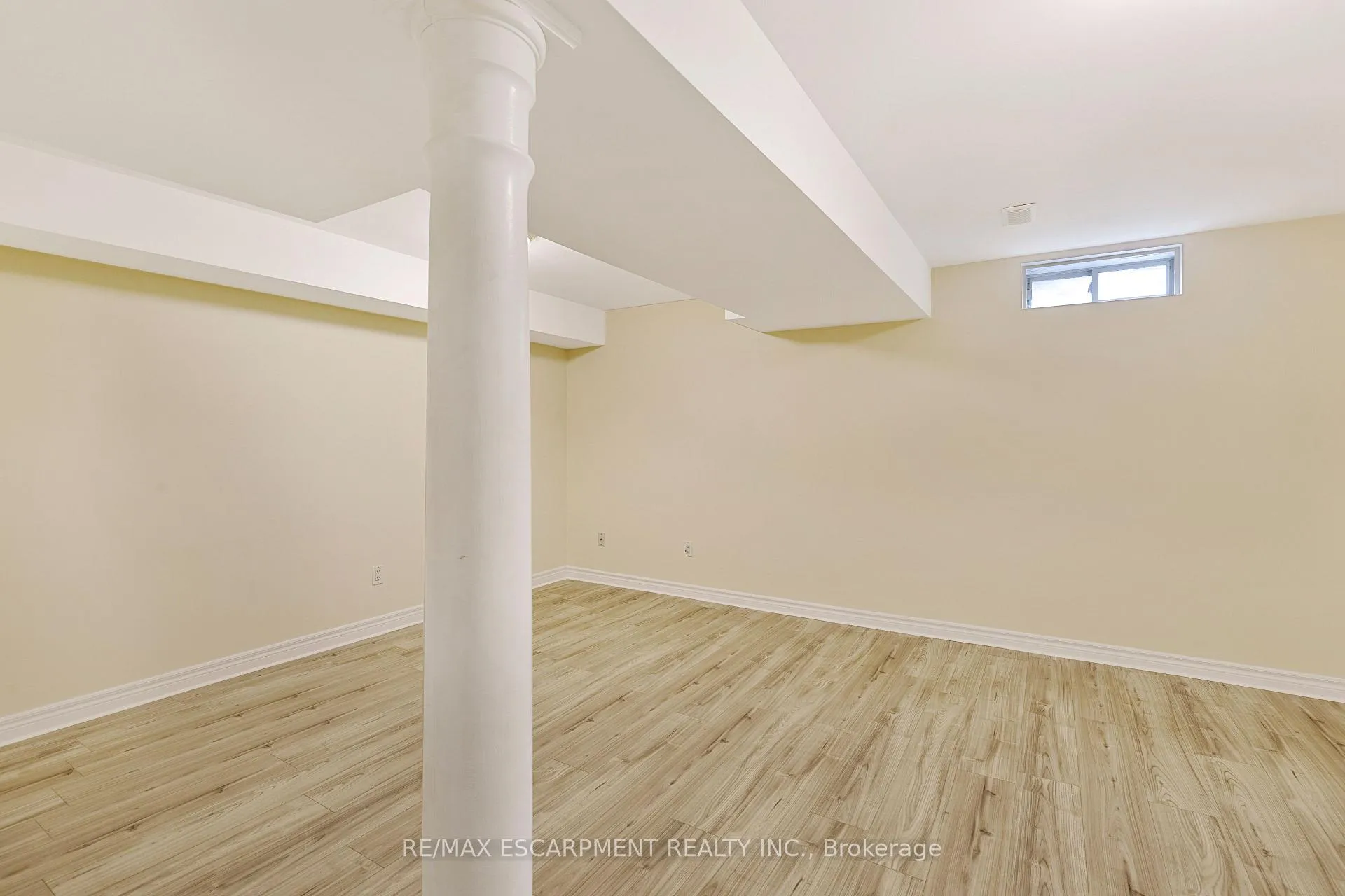 Photo 25 of Unit 110, 100 Beddoe Drive, Hamilton, Kirkendall — HOMEH
