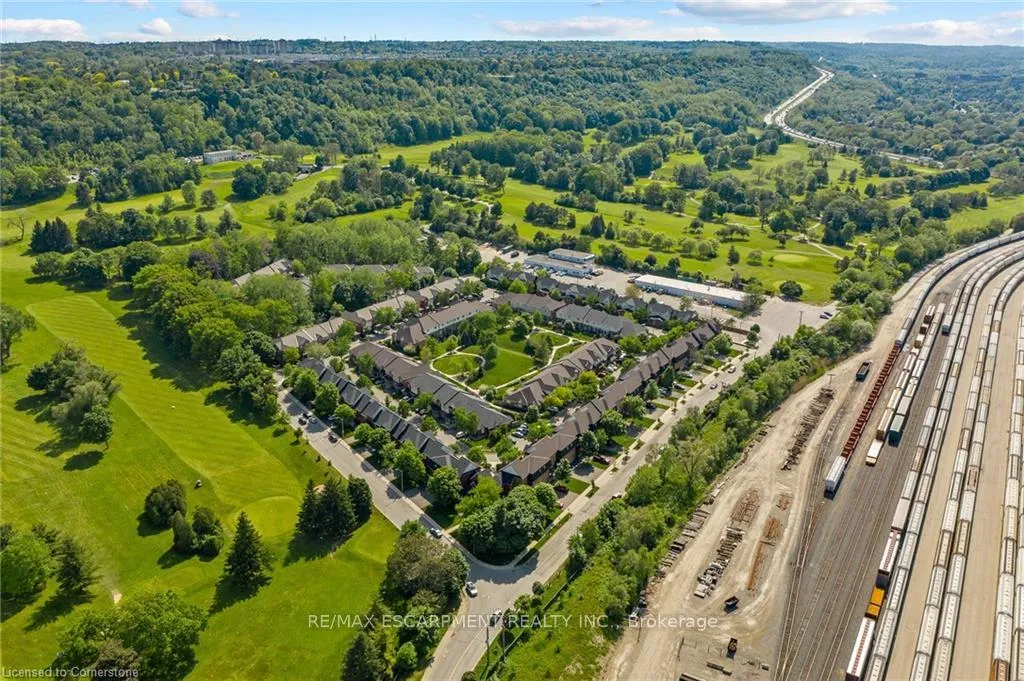 Photo 29 of Unit 110, 100 Beddoe Drive, Hamilton, Kirkendall — HOMEH