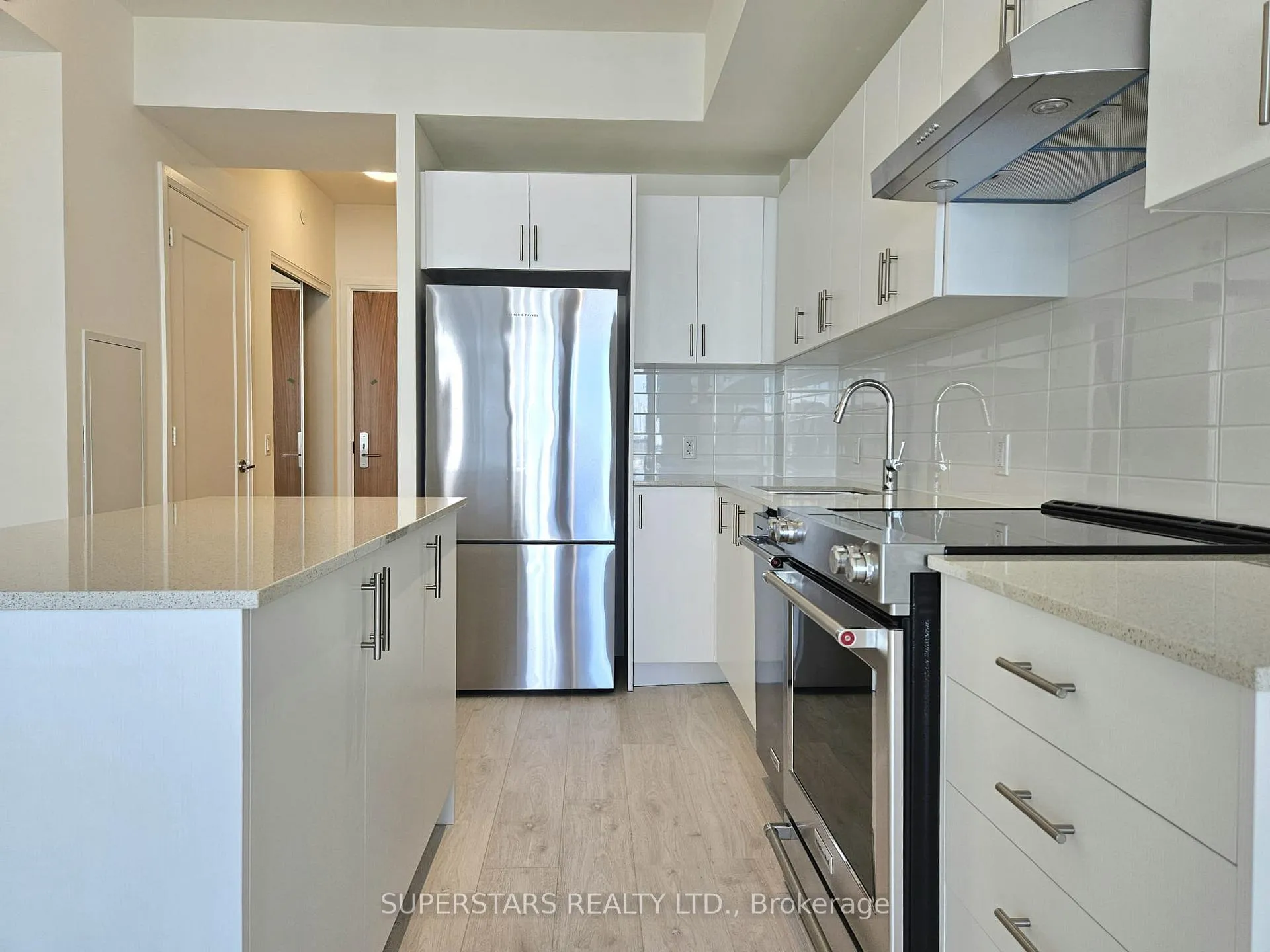 Photo 1 of Unit 1718, 8960 Jane Street, Vaughan, Vellore Village — HOMEH