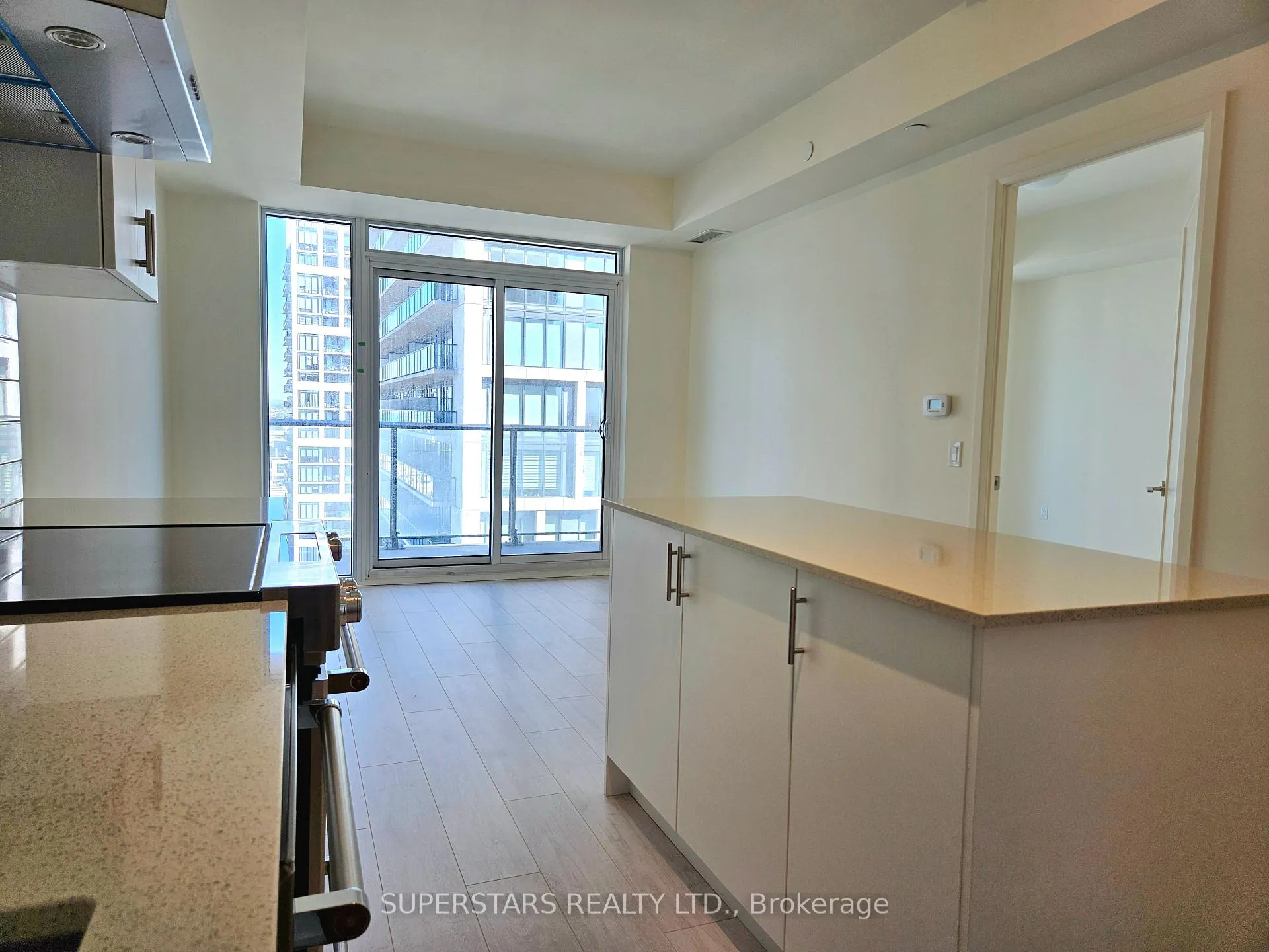 Photo 5 of Unit 1718, 8960 Jane Street, Vaughan, Vellore Village — HOMEH