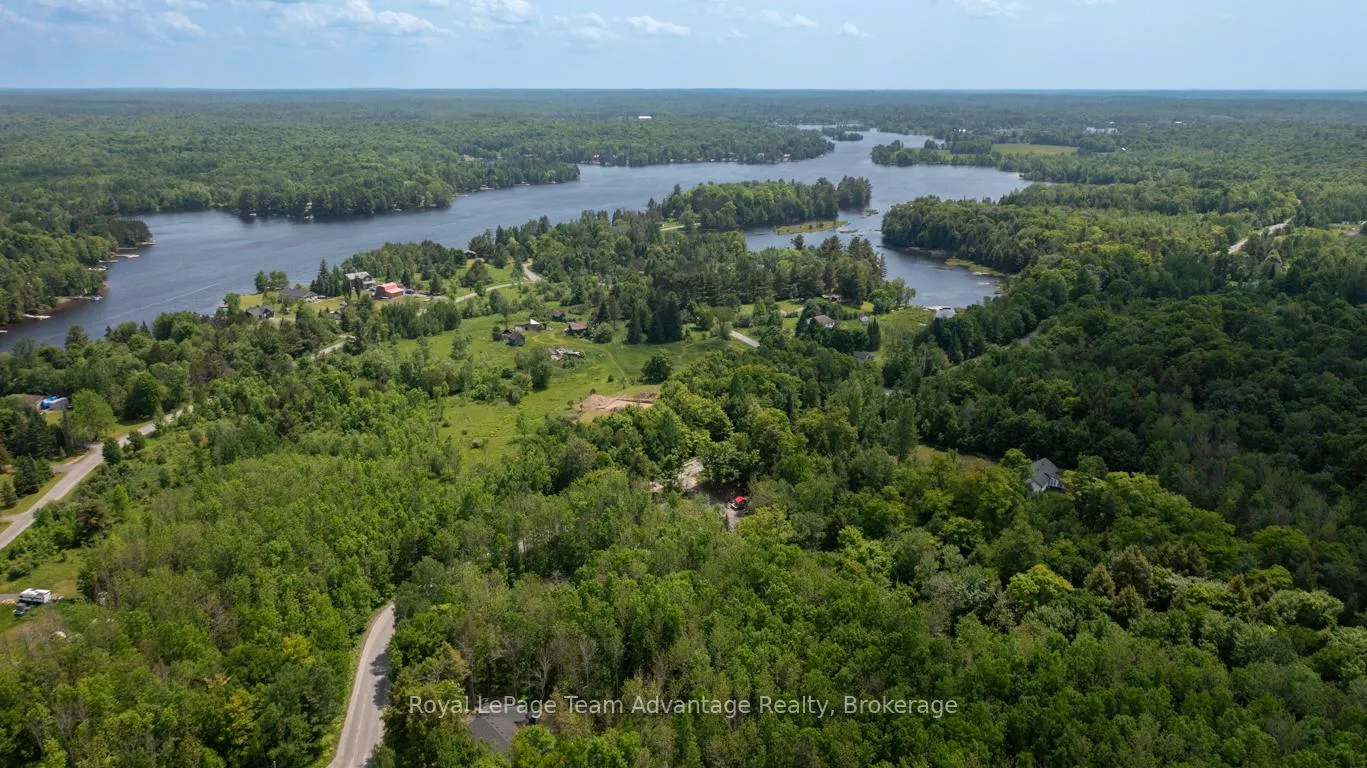 Photo 8 of 40 Sunnyshore Park Drive, McKellar — HOMEH