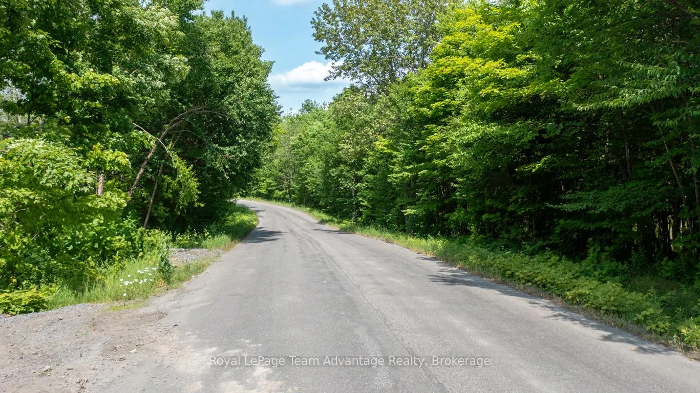 Photo 11 of 40 Sunnyshore Park Drive, McKellar — HOMEH