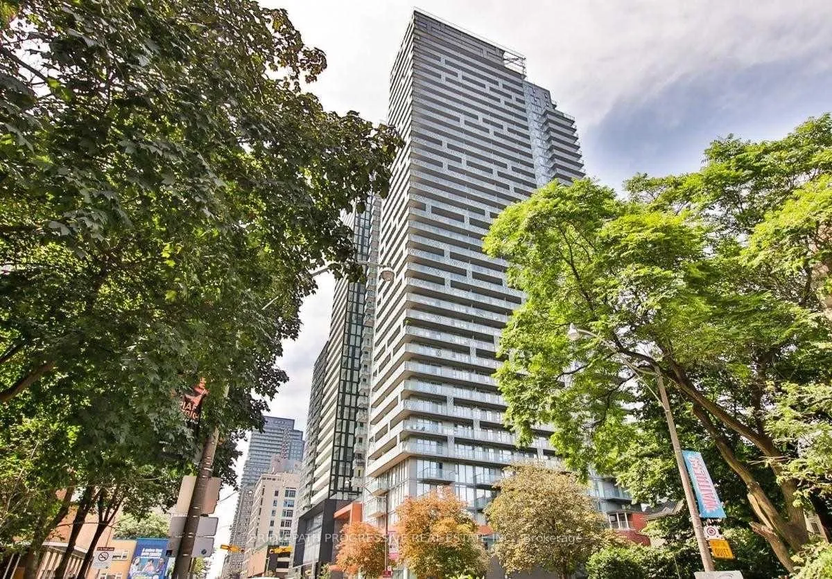 Front of Unit 3005, 50 Wellesley Street E