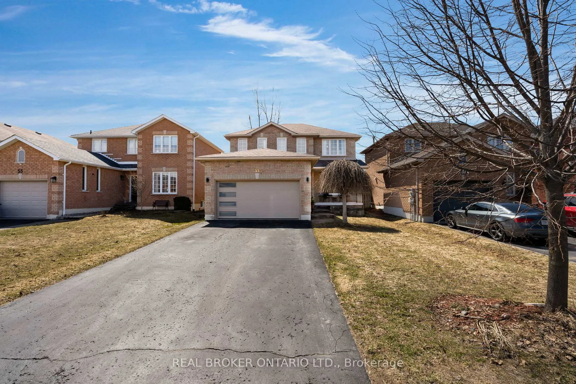 Photo 2 of 53 Taylor Drive, Barrie, Bayshore — HOMEH