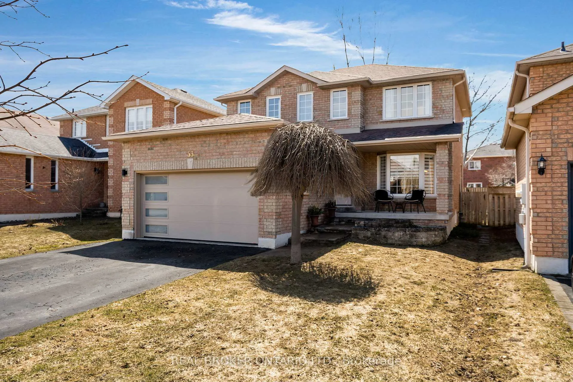 Photo 3 of 53 Taylor Drive, Barrie, Bayshore — HOMEH
