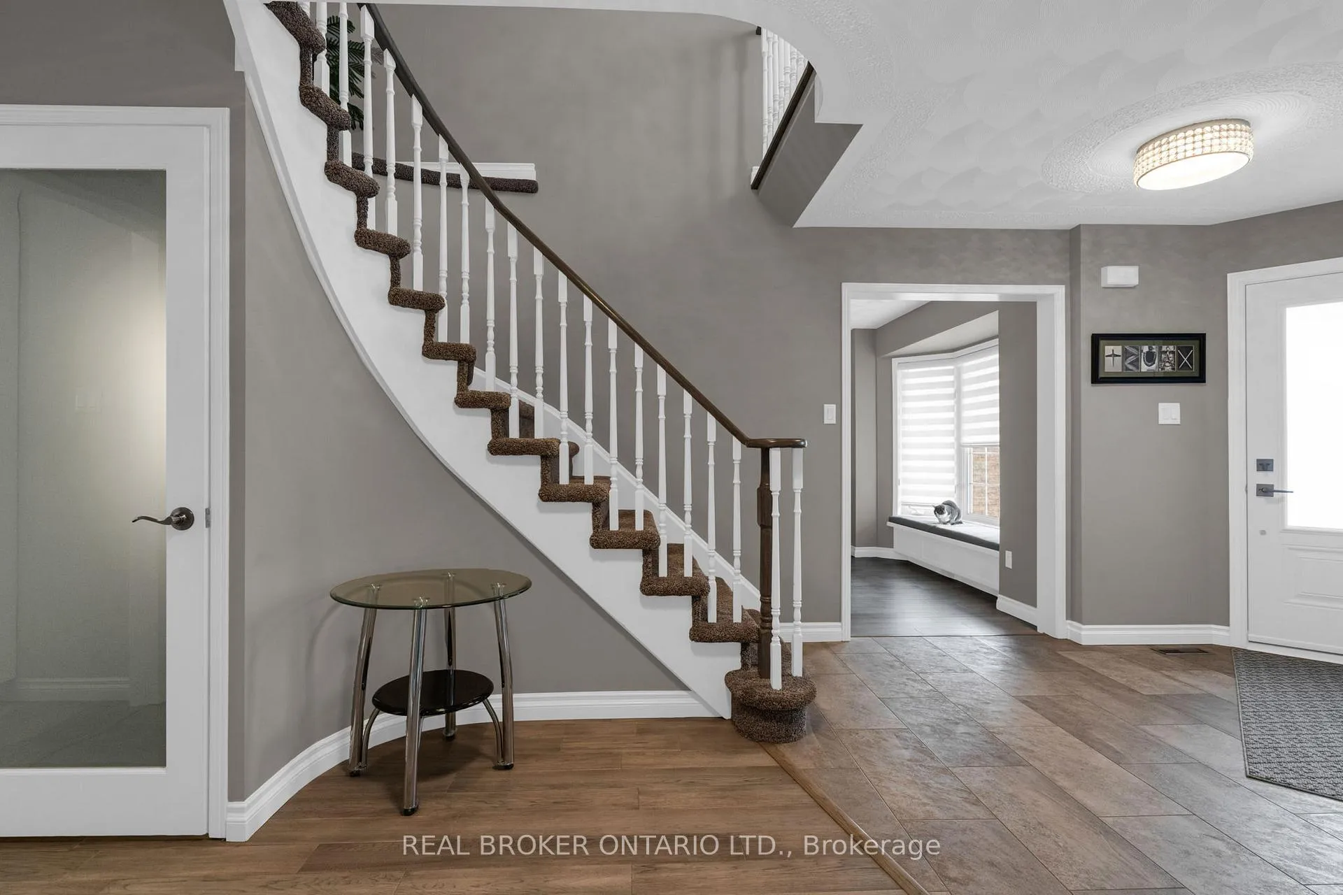 Photo 6 of 53 Taylor Drive, Barrie, Bayshore — HOMEH