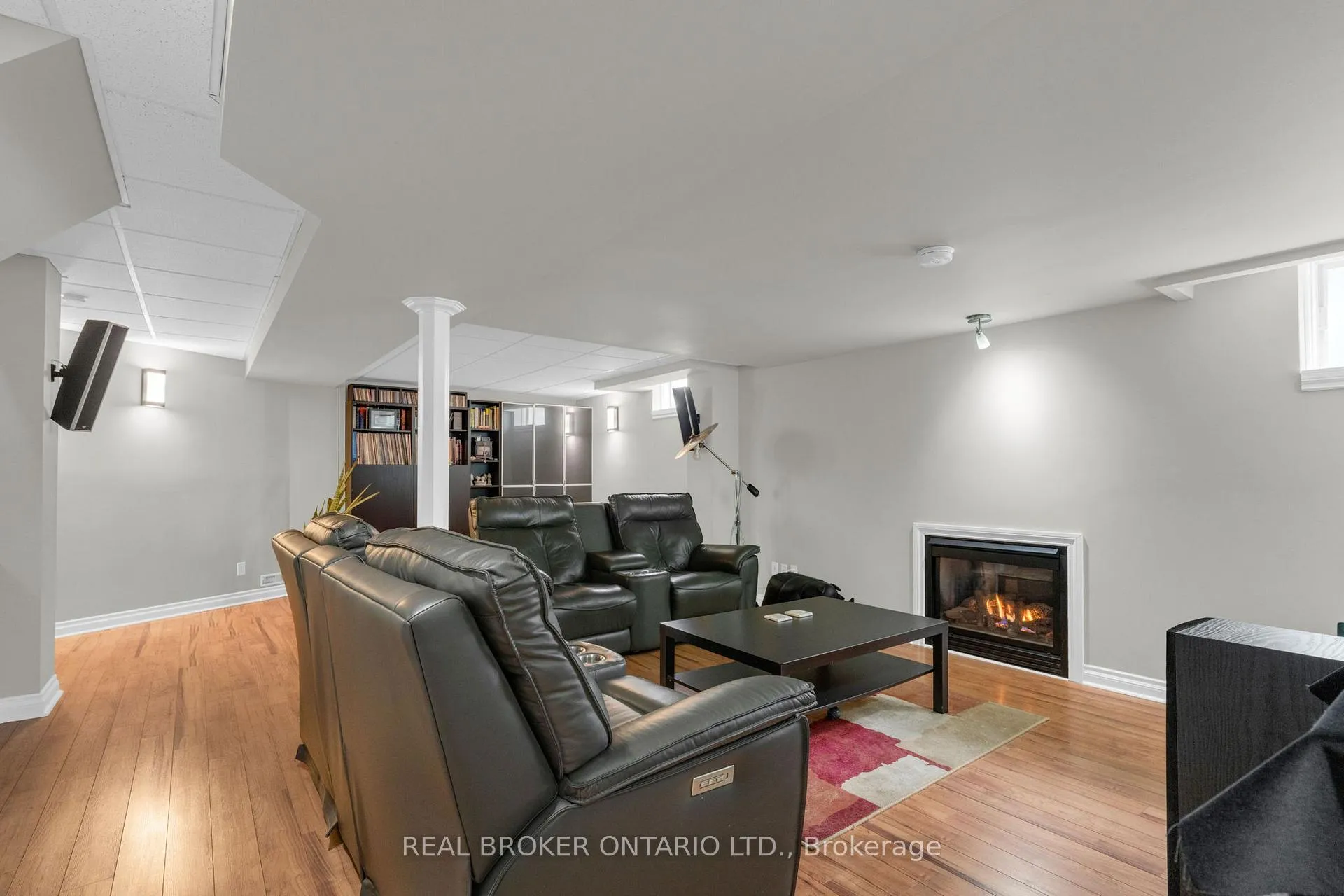 Photo 25 of 53 Taylor Drive, Barrie, Bayshore — HOMEH