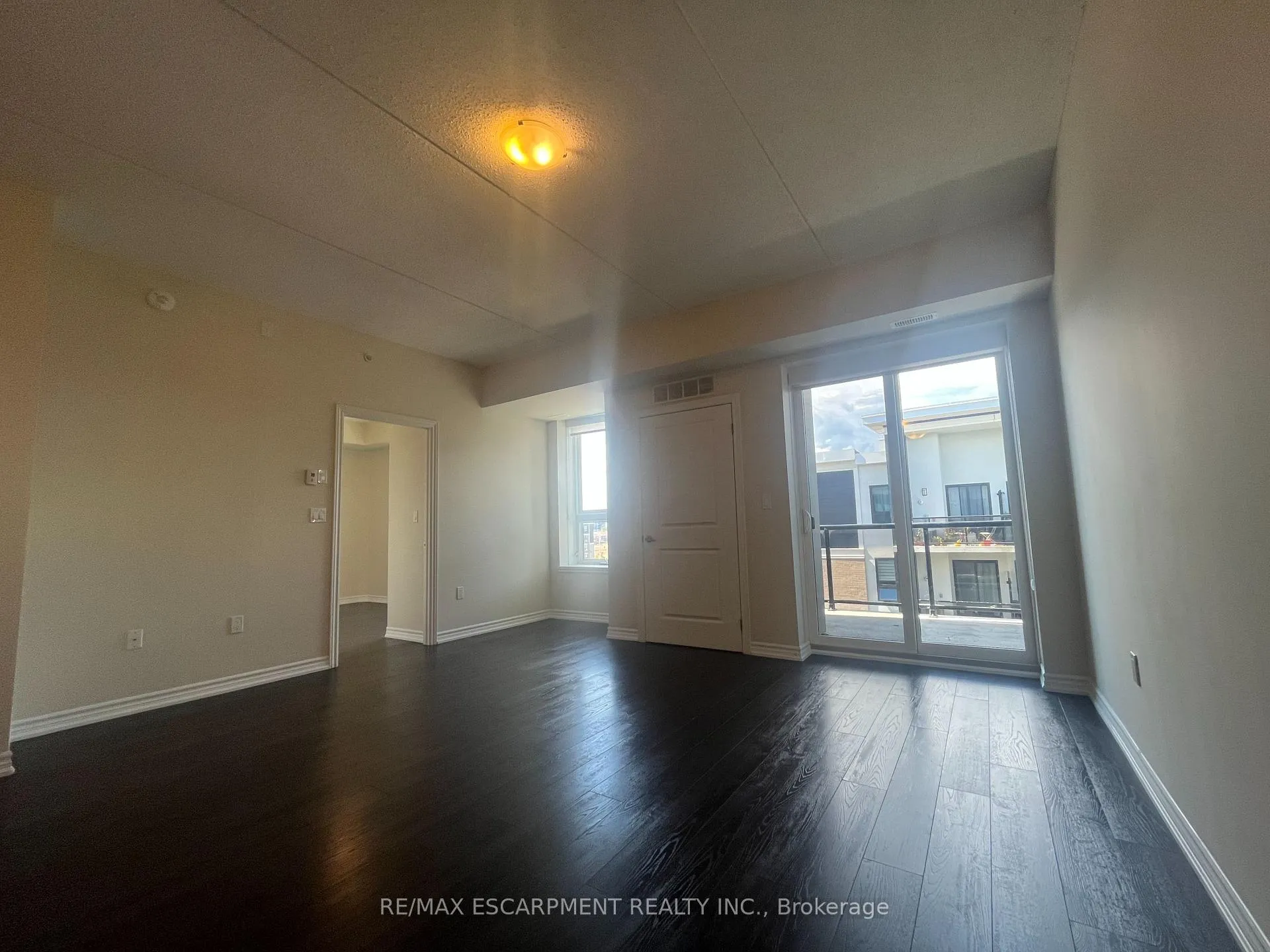 Photo 7 of Unit 502, 640 Sauve Street, Milton, Beaty — HOMEH
