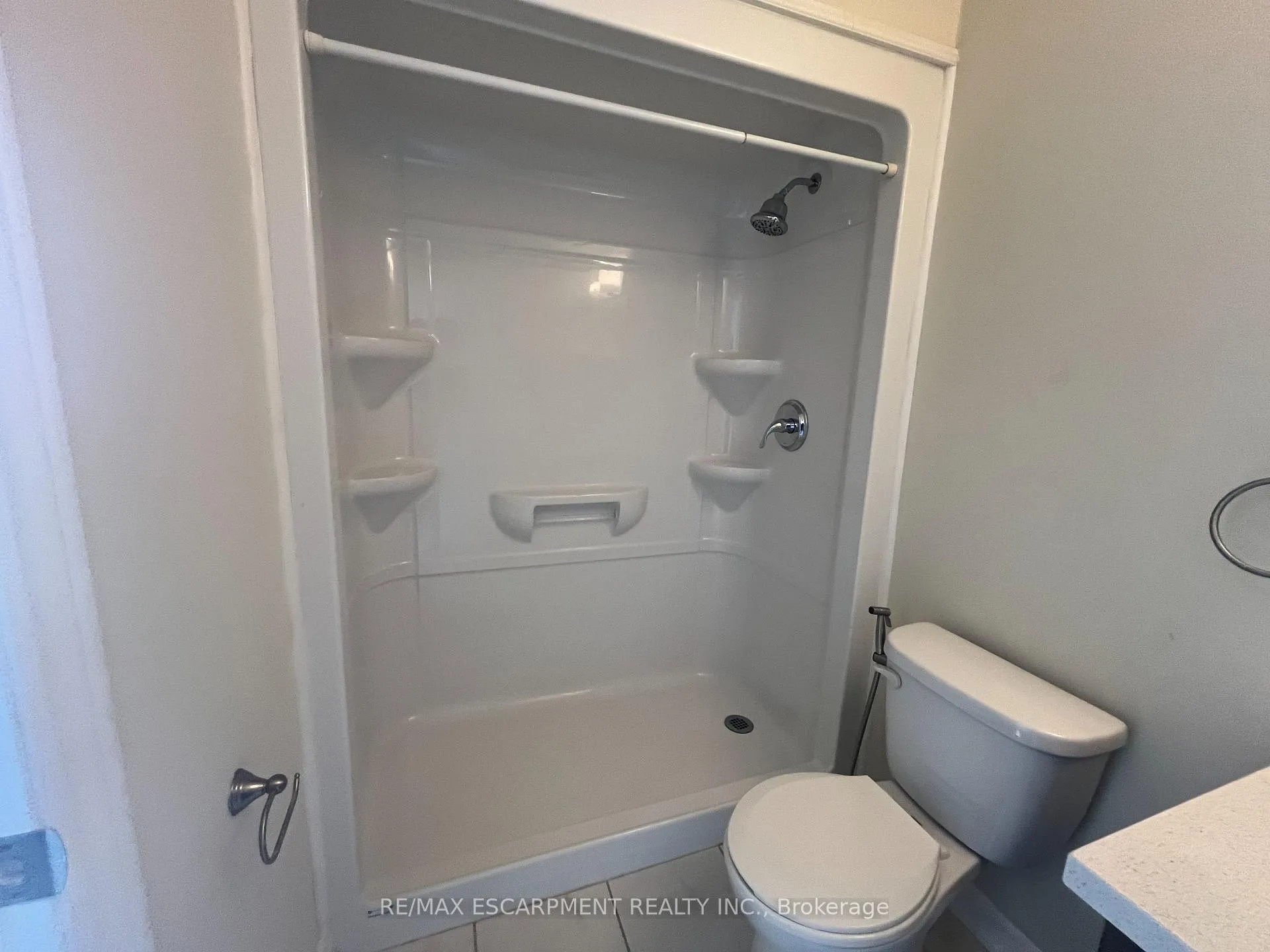 Photo 18 of Unit 502, 640 Sauve Street, Milton, Beaty — HOMEH