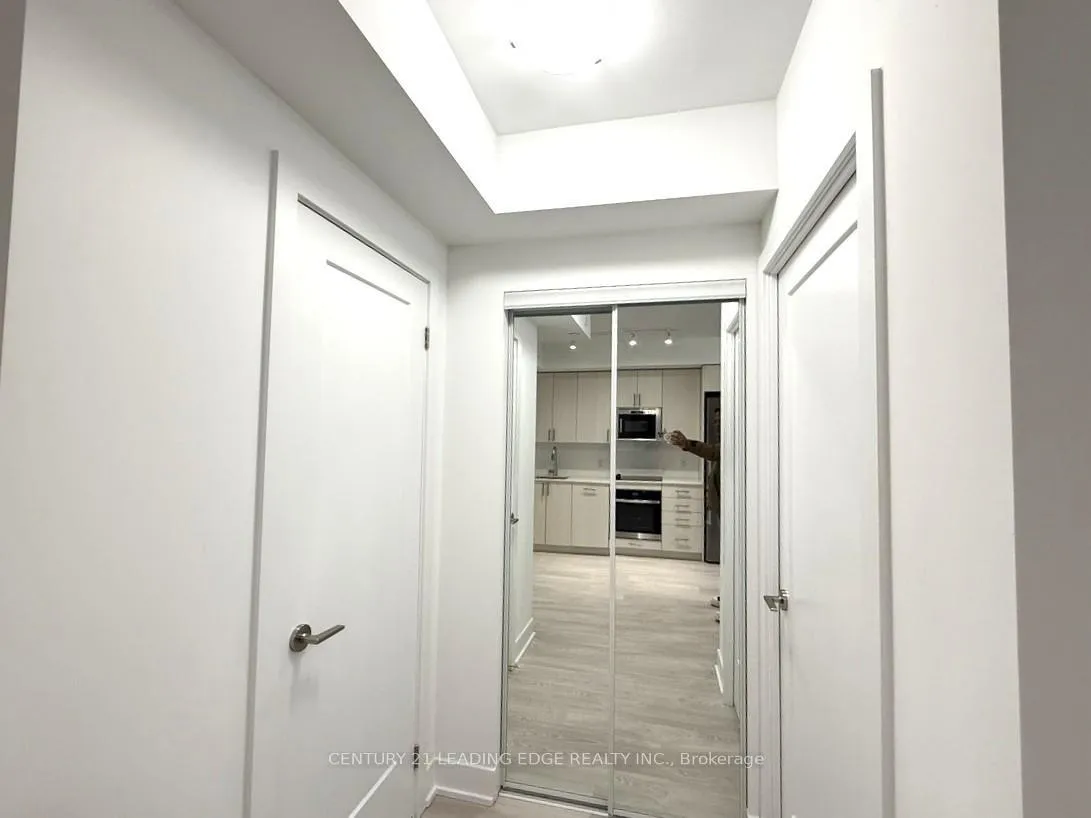 Photo 7 of Unit 2203, 2545 Simcoe Street N, Oshawa, Windfields — HOMEH