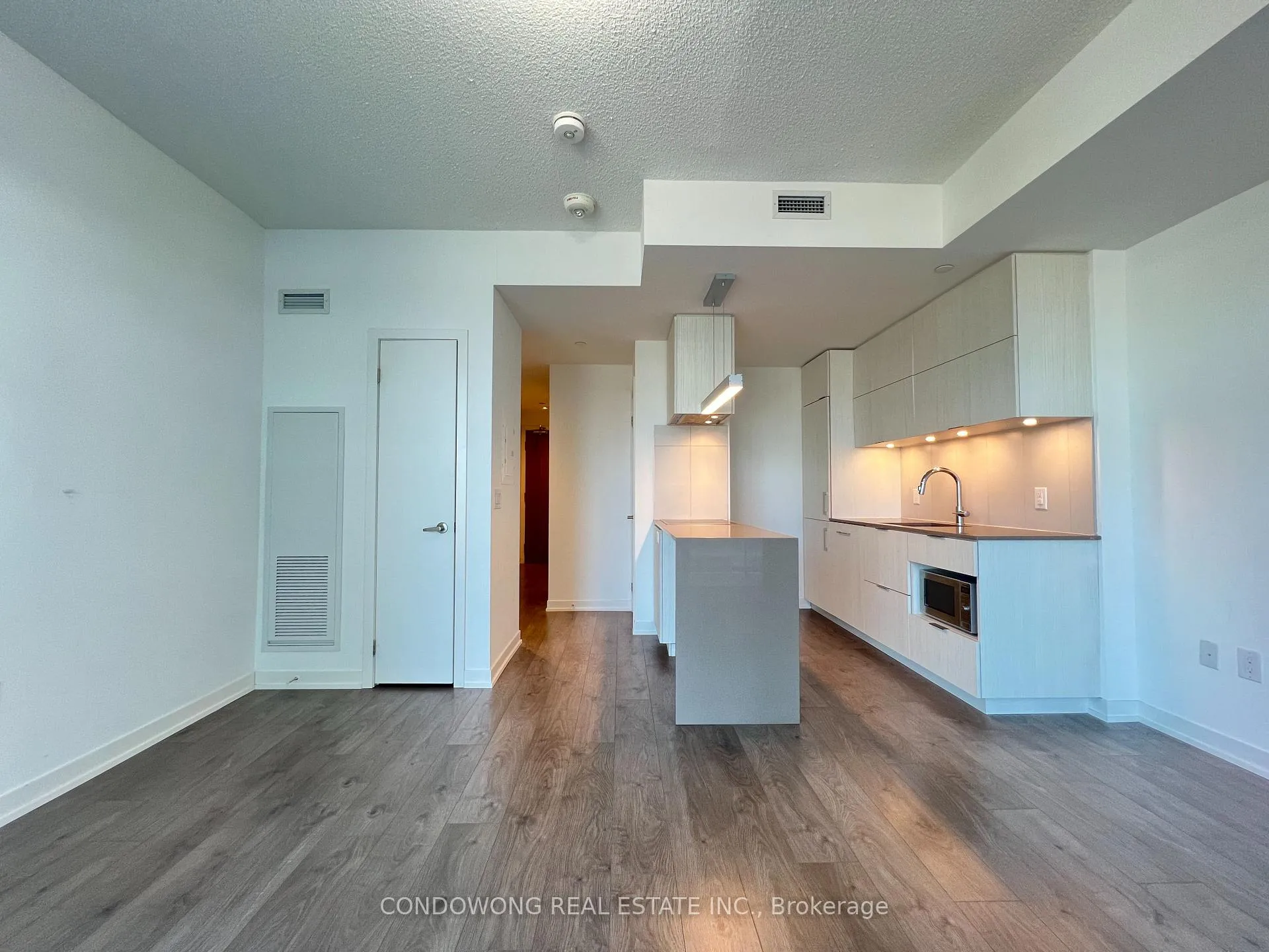 Photo 4 of Unit 2706, 20 Richardson Street, Toronto, Waterfront Communities — HOMEH