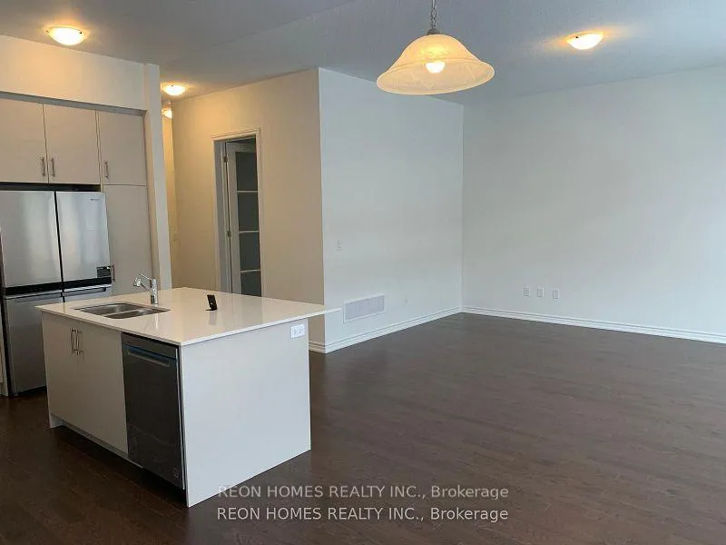 Photo 4 of Unit (Main), 38 West Oak Trail, Barrie, Rural Barrie Southeast — HOMEH