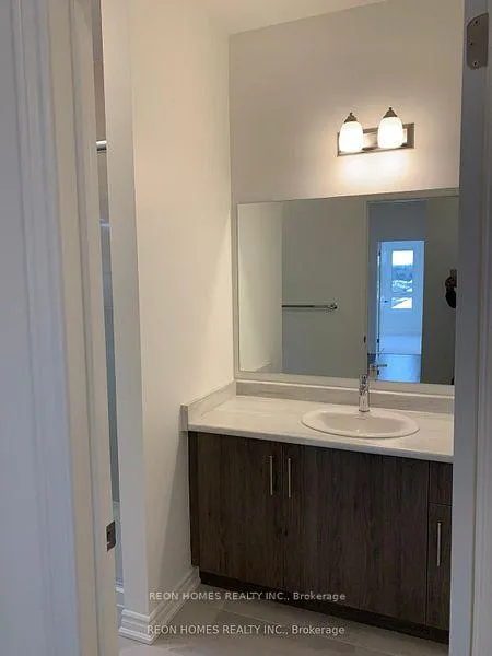 Photo 11 of Unit (Main), 38 West Oak Trail, Barrie, Rural Barrie Southeast — HOMEH