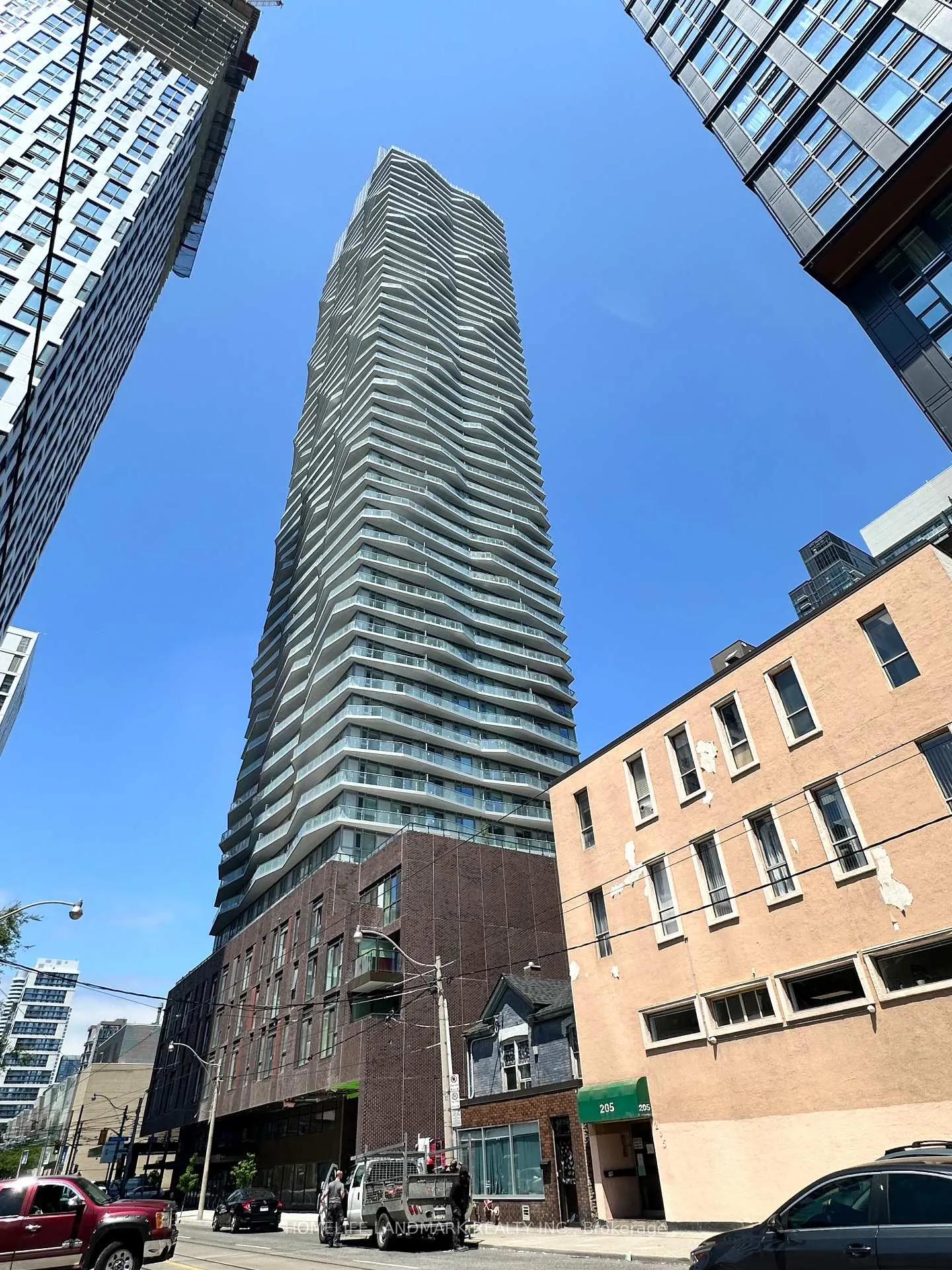 Front of Unit 2211, 100 Dalhousie Street