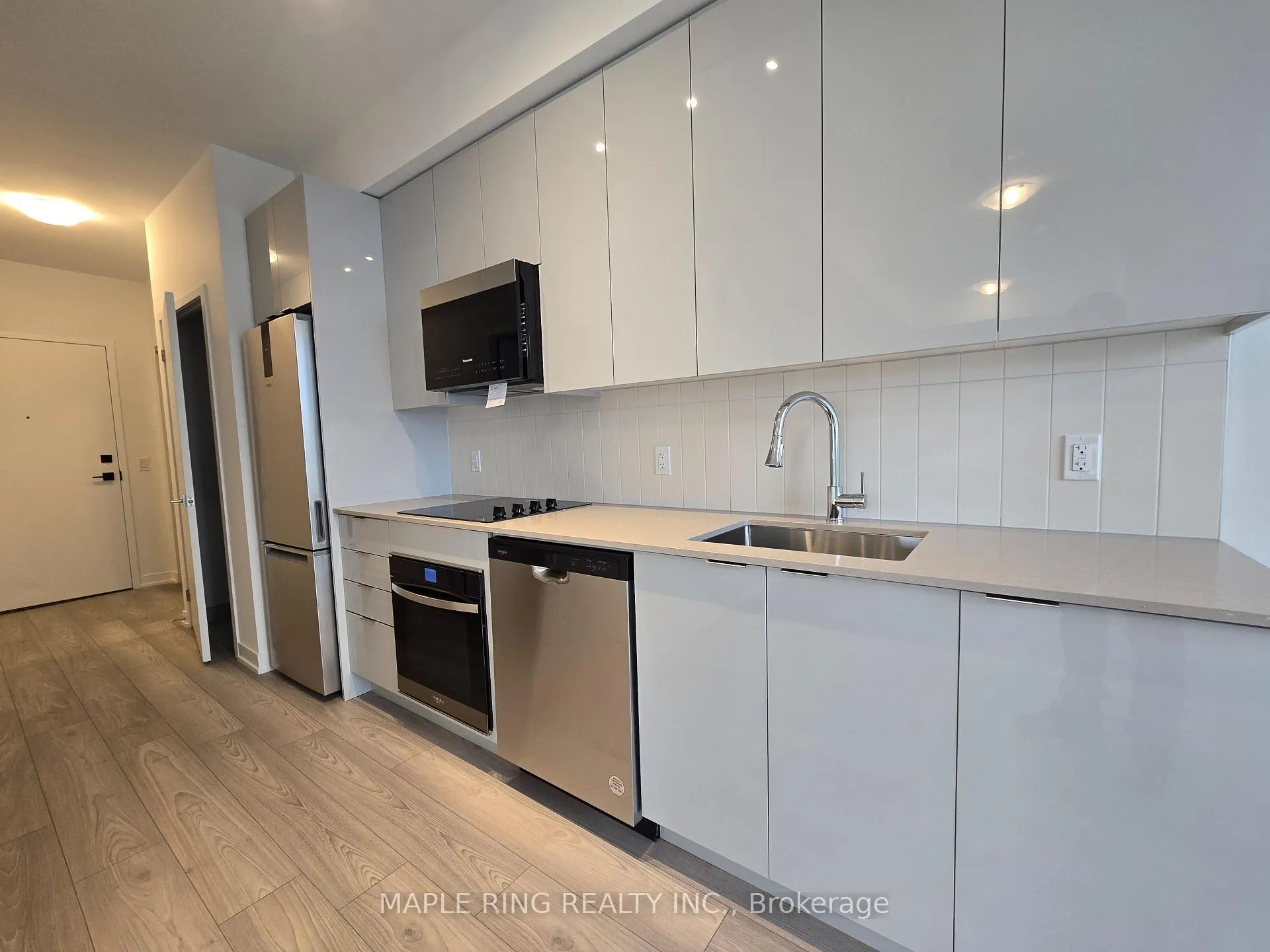 Photo 1 of Unit 1003, 474 Caldari Road, Vaughan, Concord — HOMEH