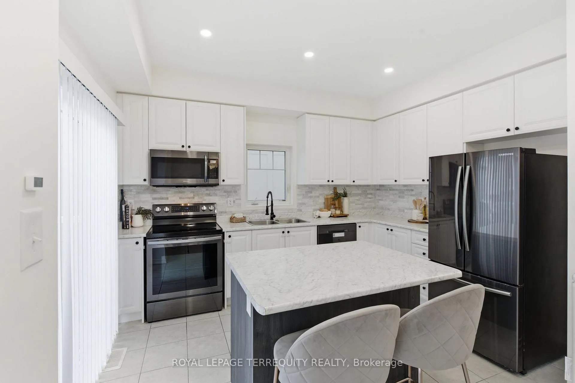 Photo 17 of 89 Ainley Road, Ajax, Central East — HOMEH