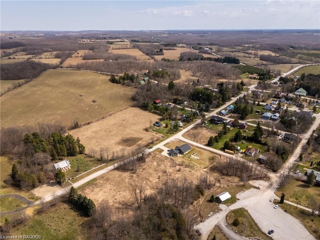 Photo 4 of PLAN 124 Alma Street, Chatsworth — HOMEH