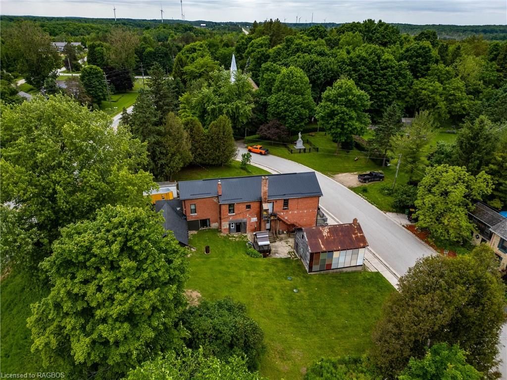 Photo 6 of 162 Kincardine Street, Grey Highlands, Priceville — HOMEH