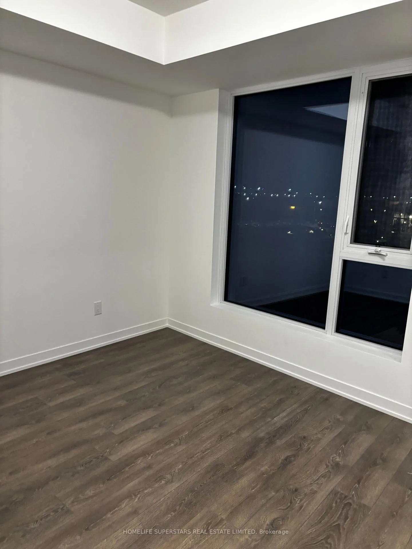 Photo 8 of Unit 320, 10 Abeja Street, Vaughan, Concord — HOMEH