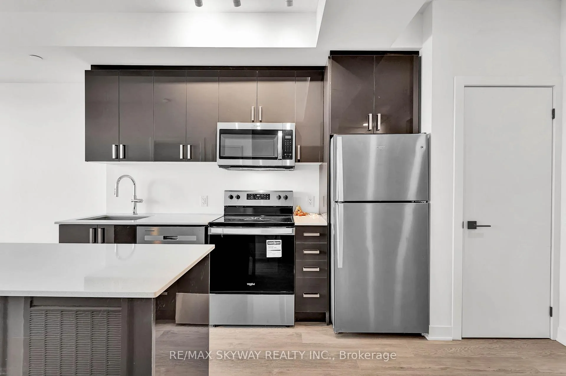 Photo 3 of Unit 214, 2782 Barton Street E, Hamilton, Riverdale — HOMEH